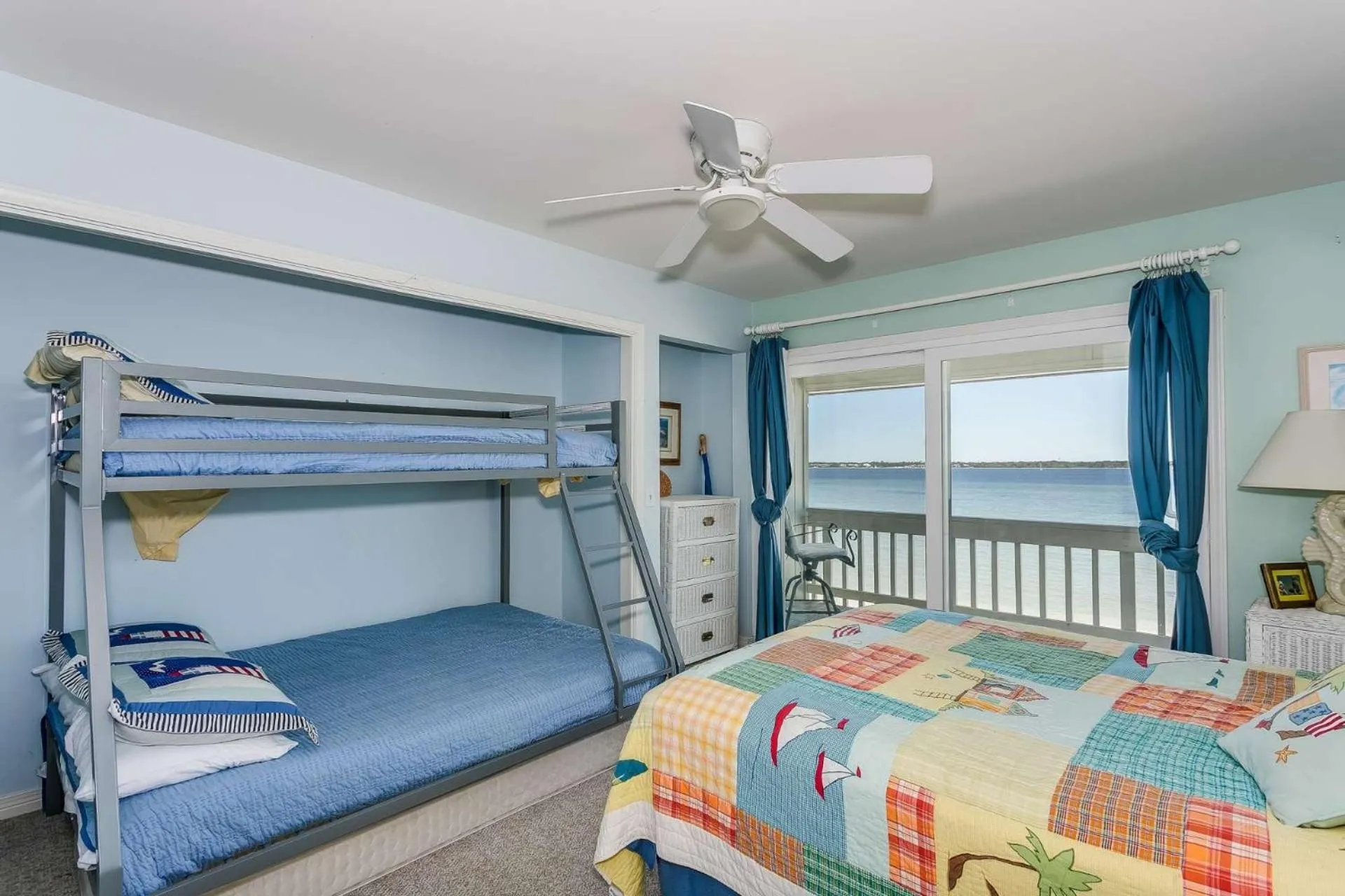 Bed in Boardwalk E3