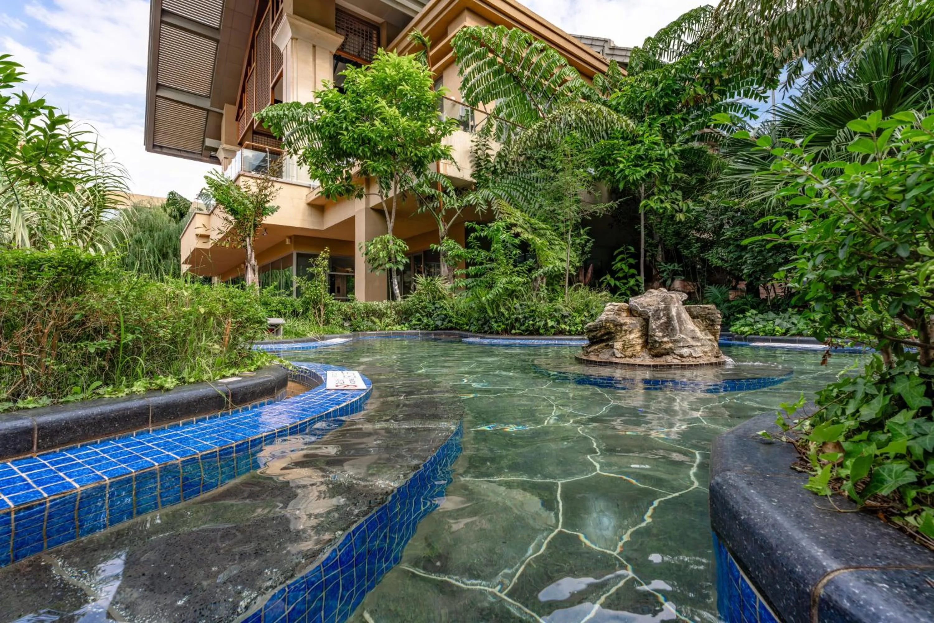 Open Air Bath in InterContinental Kunming by IHG