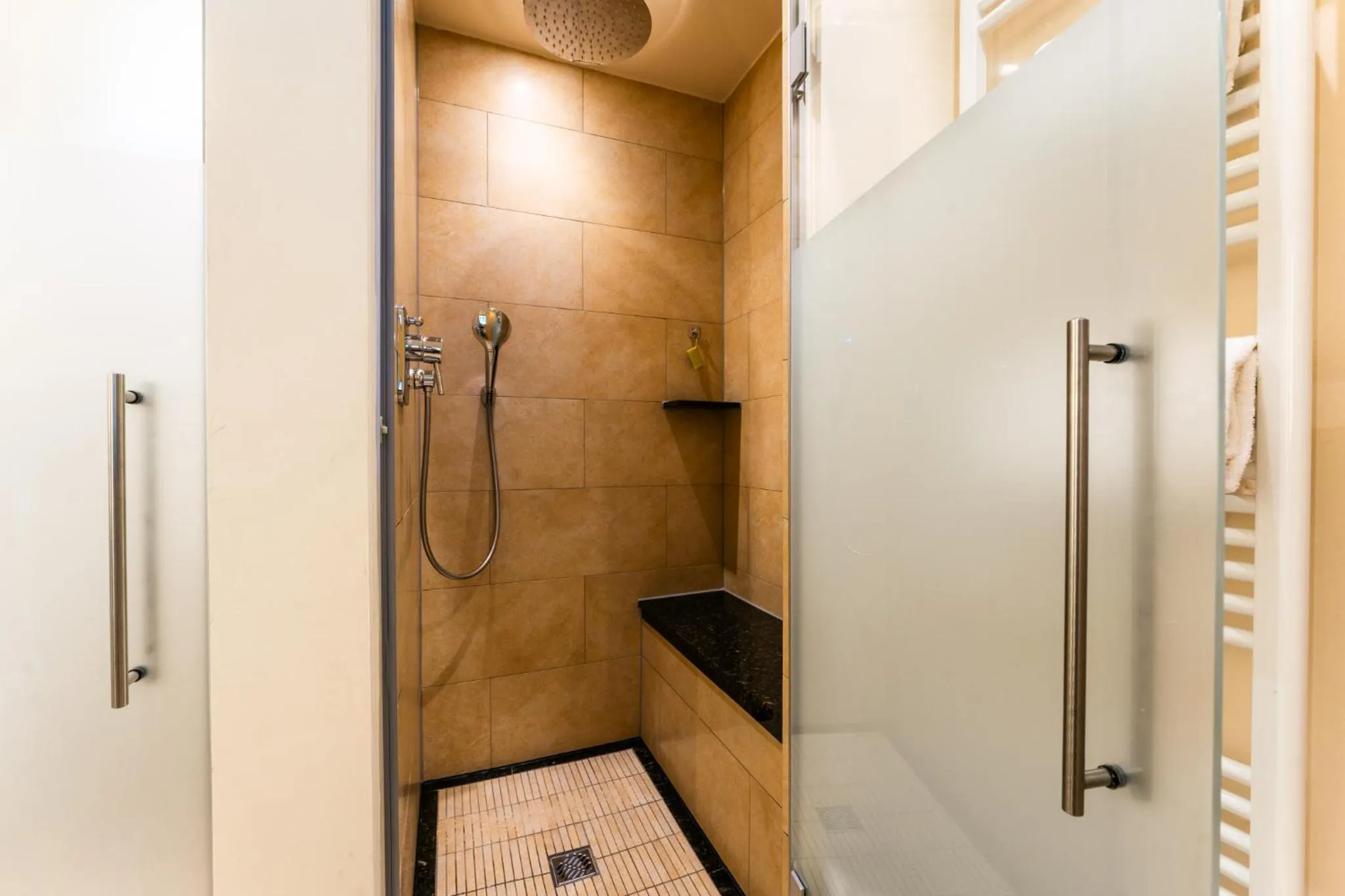 Bathroom in Berghotel Rehlegg