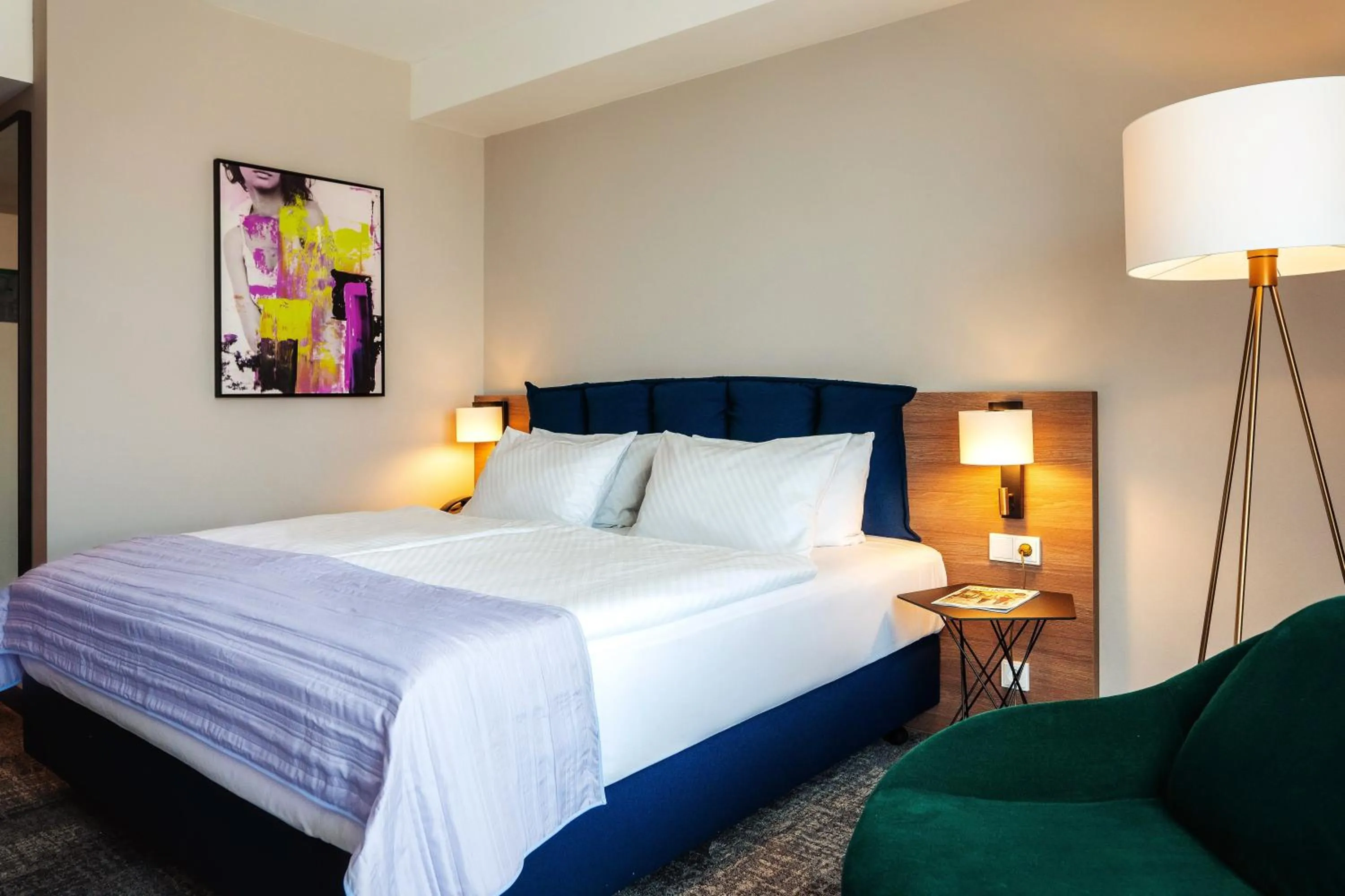 Photo of the whole room, Bed in Holiday Inn Berlin City Center East Prenzlauer Berg by IHG