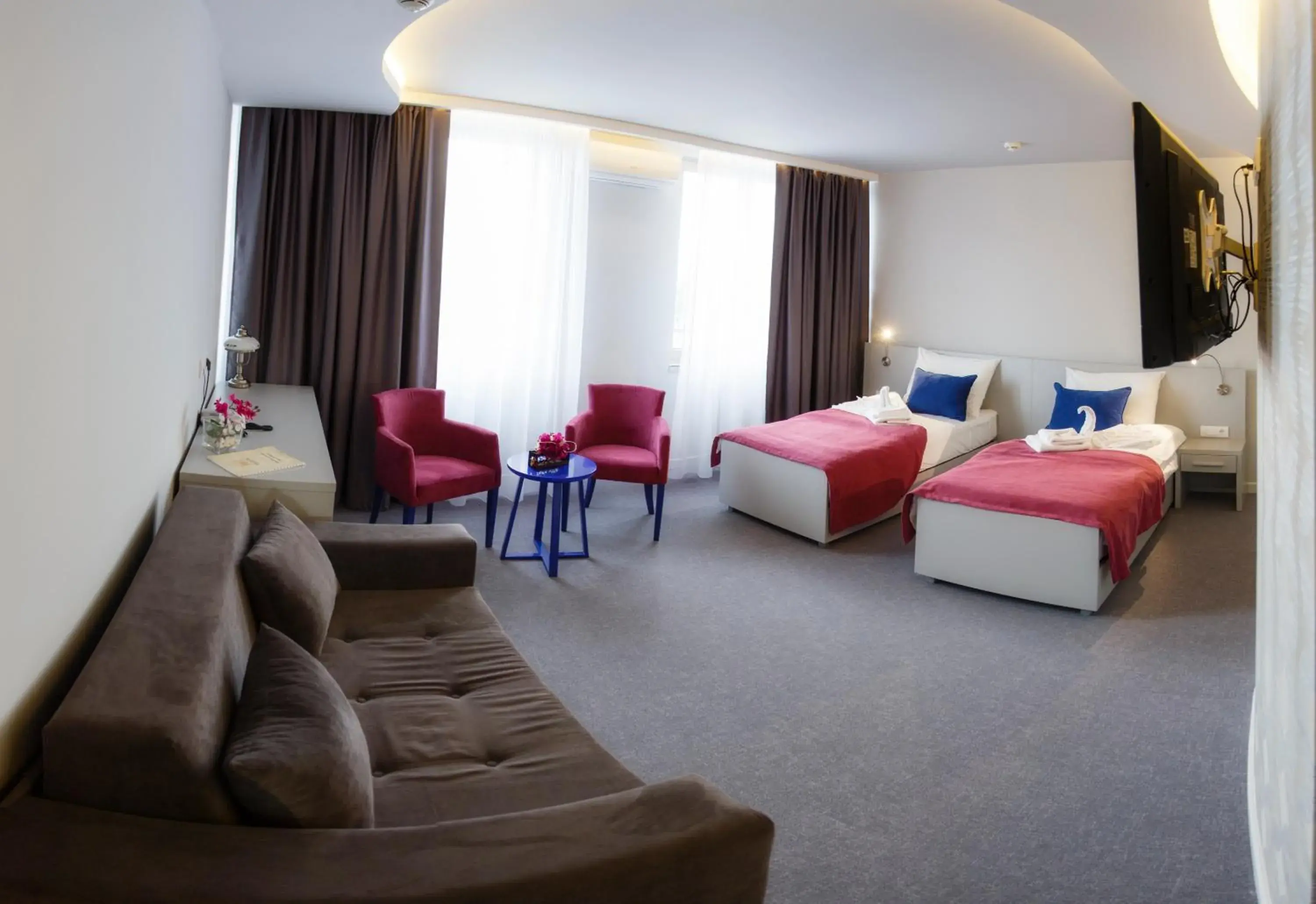 Suite - single occupancy in Hotel Kragujevac Suite - single occupancy in Hotel Kragujevac