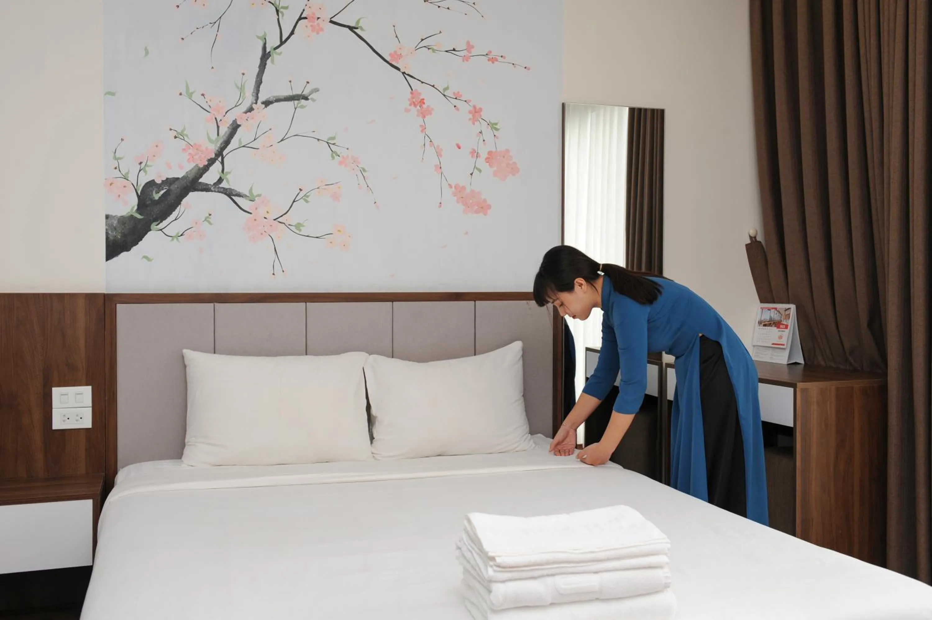 Bedroom, Bed in HANA Stay