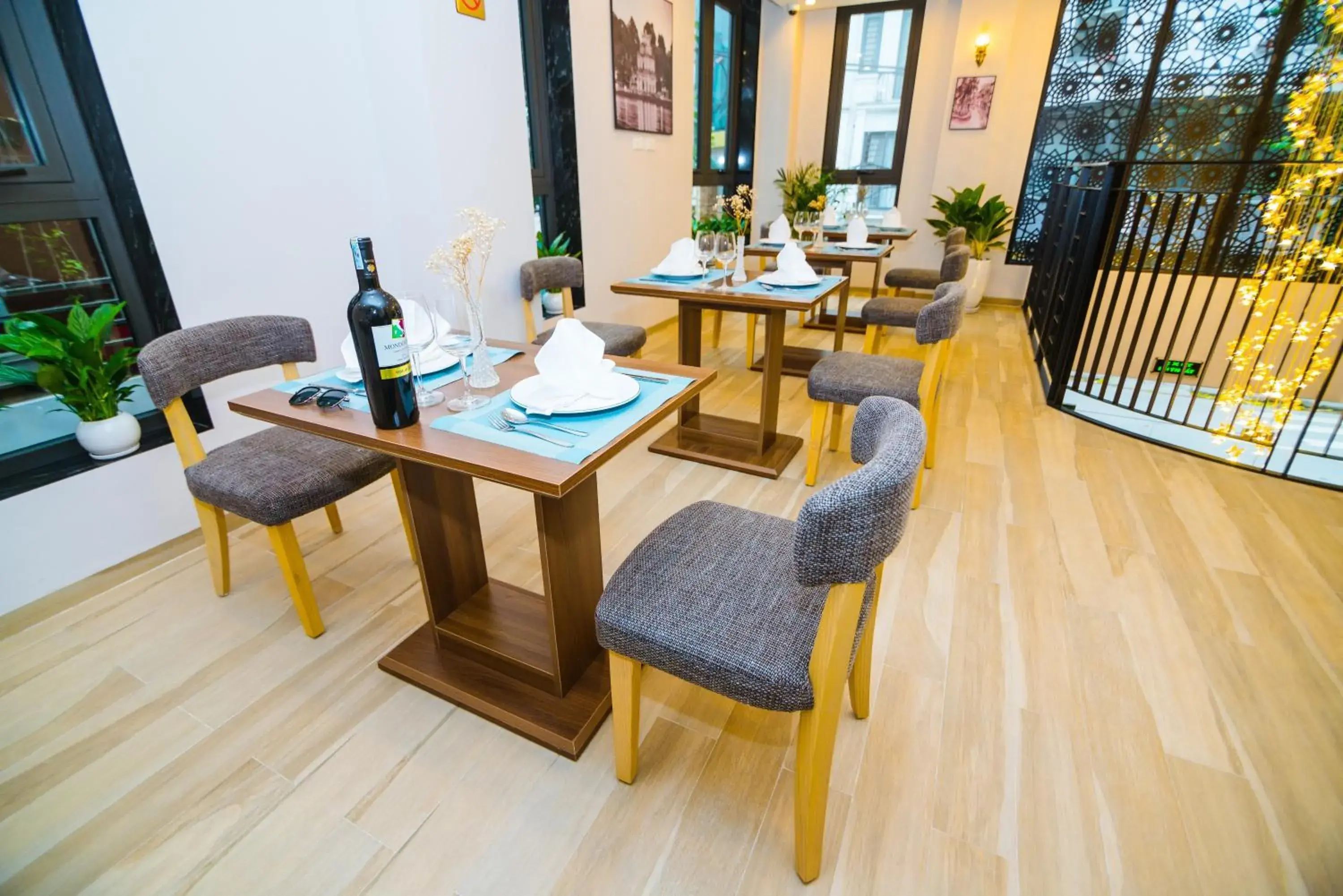 Restaurant/places to eat in HANA Stay Restaurant/places to eat in HANA Stay