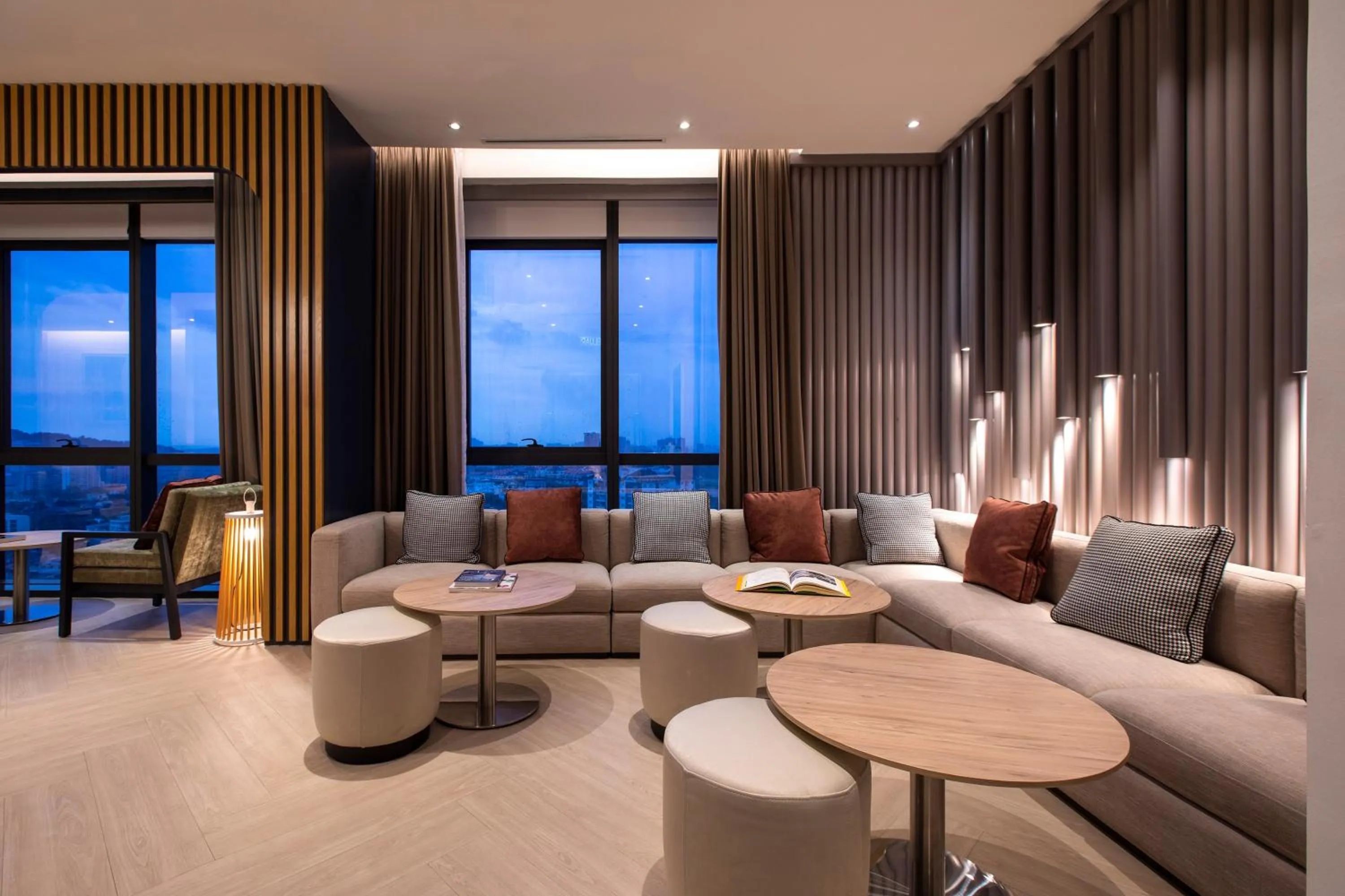 Lobby or reception in INNSiDE by Meliá Kuala Lumpur