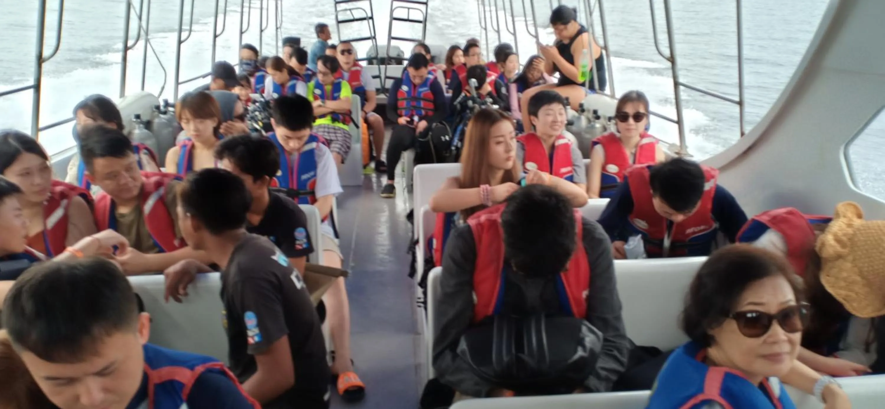 People in Sipadan Inn 3