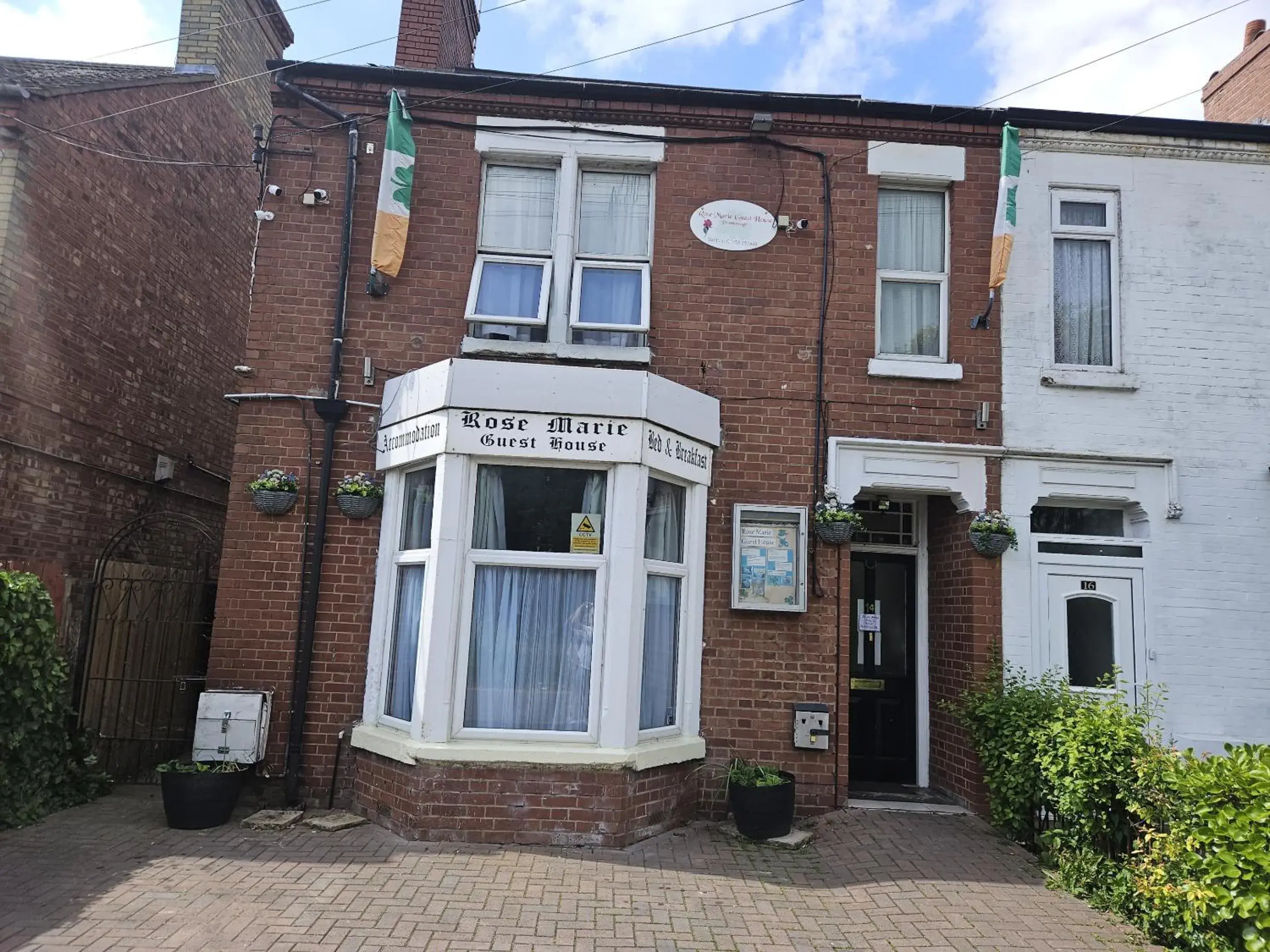 Facade/entrance in Rose Marie Guest House Facade/entrance in Rose Marie Guest House