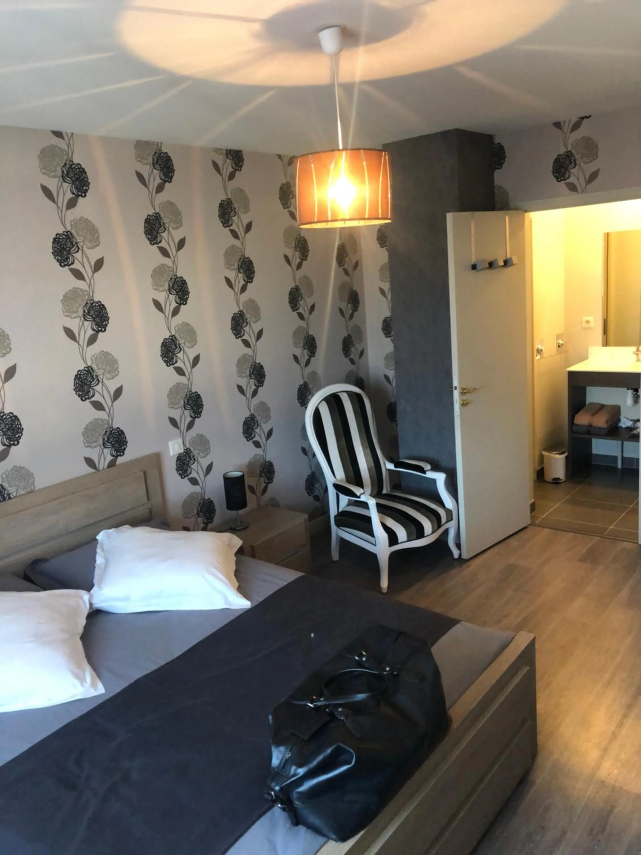 Bed in Maison d'hôtes La Colombelle