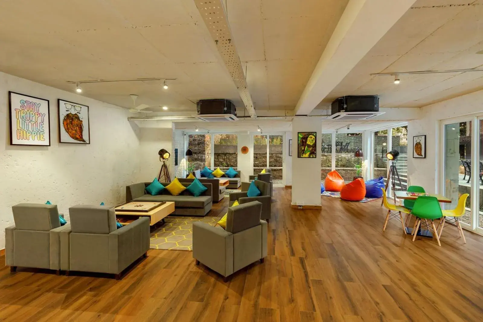 Seating area in Bedzzz Rishikesh by Leisure Hotels Seating area in Bedzzz Rishikesh by Leisure Hotels