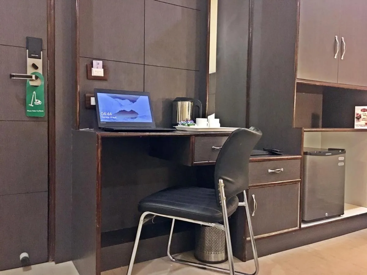 TV and multimedia in Spring Sky Mughalsarai By ShriGo Hotels