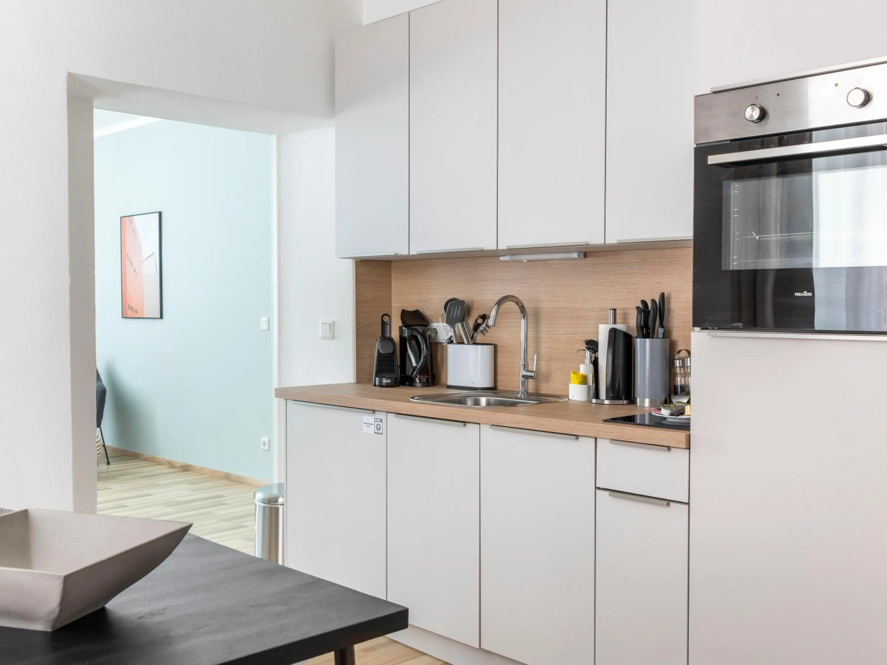 Coffee/tea facilities in Limehome Villach Kirchenplatz