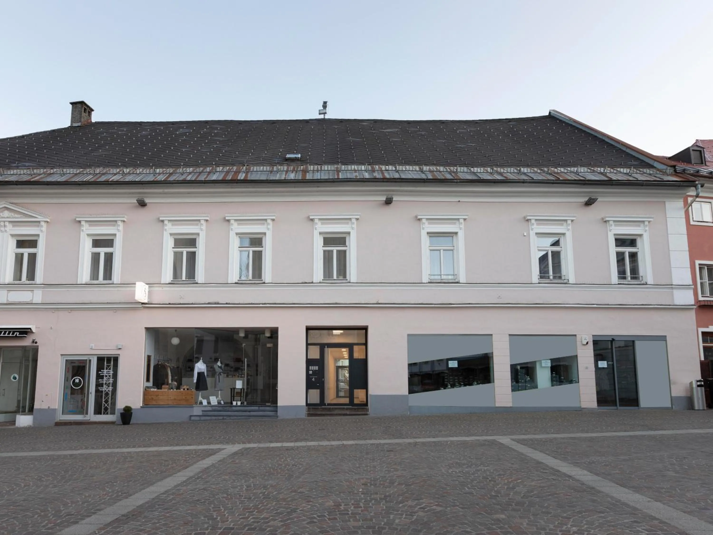 Property building in Limehome Villach Kirchenplatz