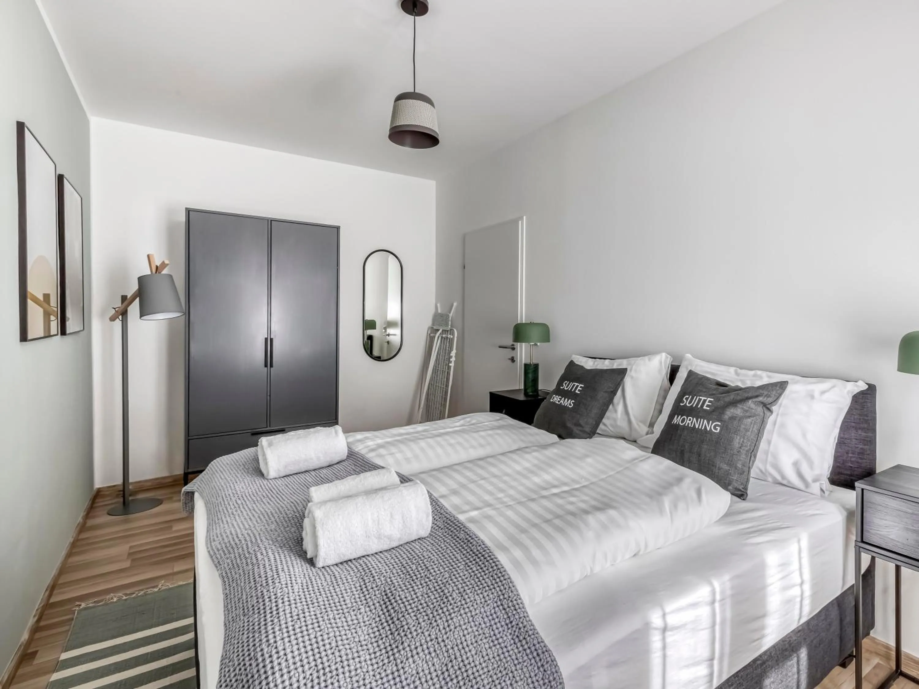 Bed in Limehome Villach Kirchenplatz