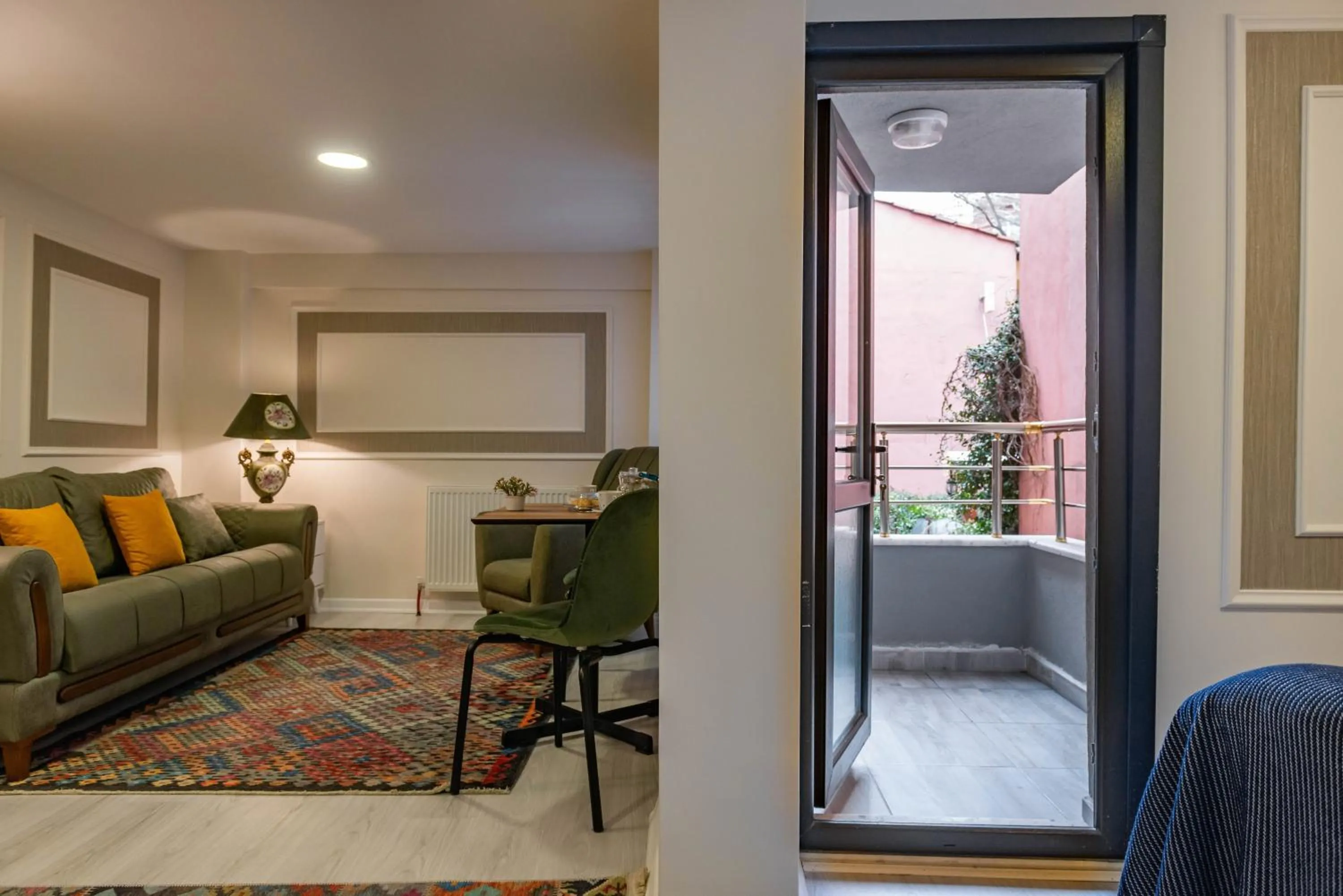 Seating area in BLUE MARMARA SUITES