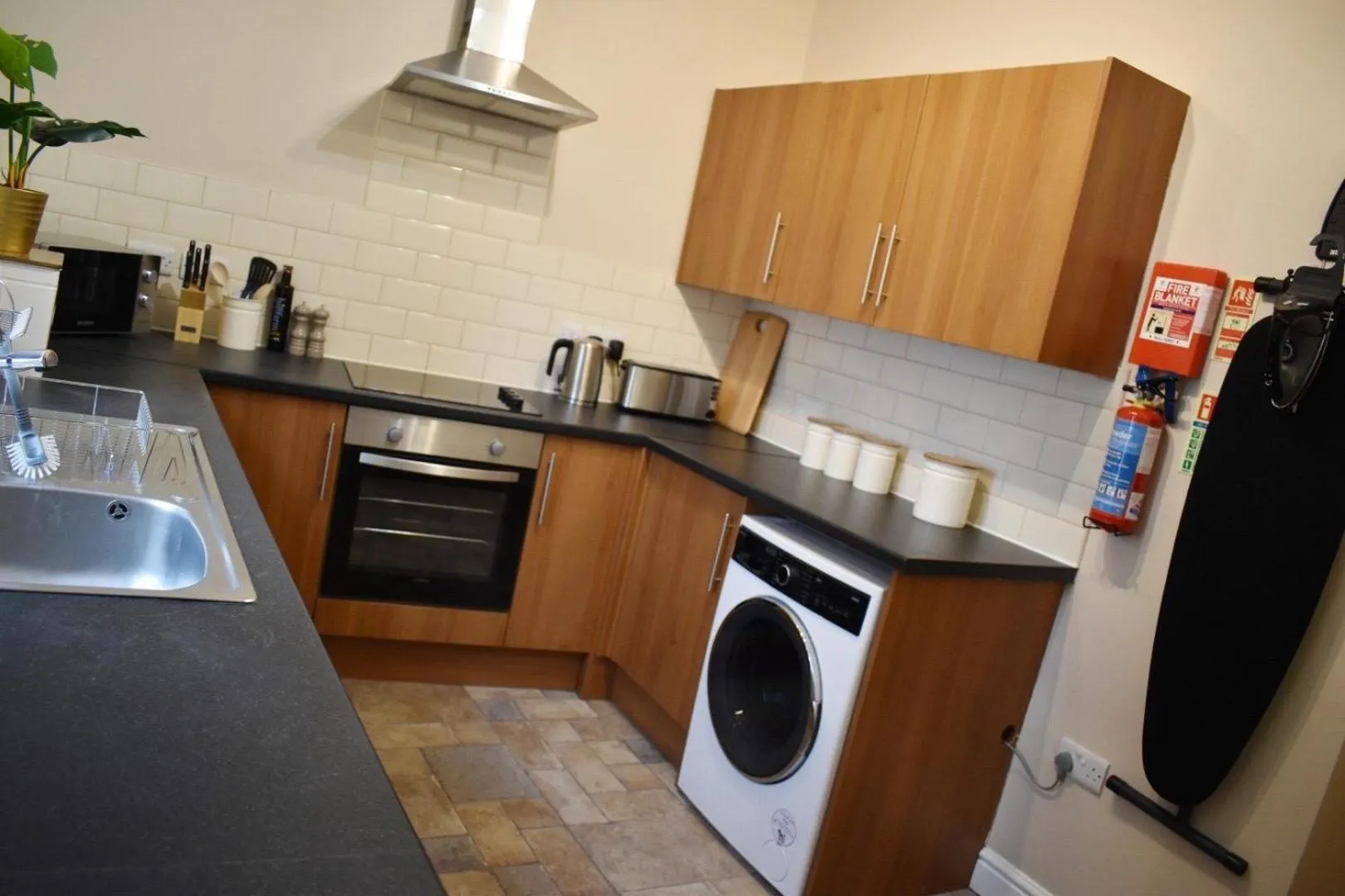 Kitchen or kitchenette in The Sutherland Arms