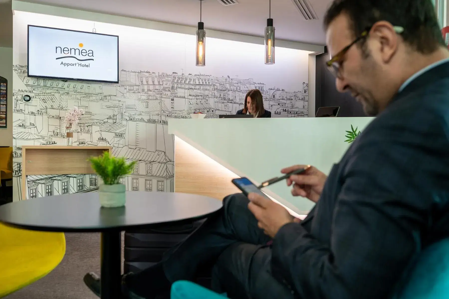 Property building in Nemea Appart Hotel Paris Levallois Property building in Nemea Appart Hotel Paris Levallois