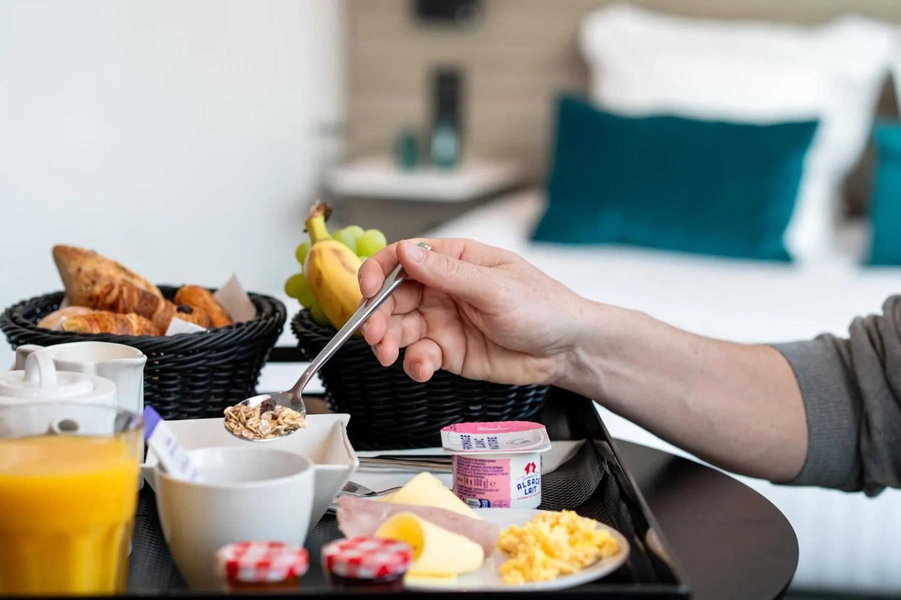 Breakfast in Nemea Appart Hotel Paris Levallois