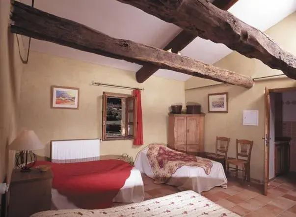Double Room in La Fontaine Double Room in La Fontaine