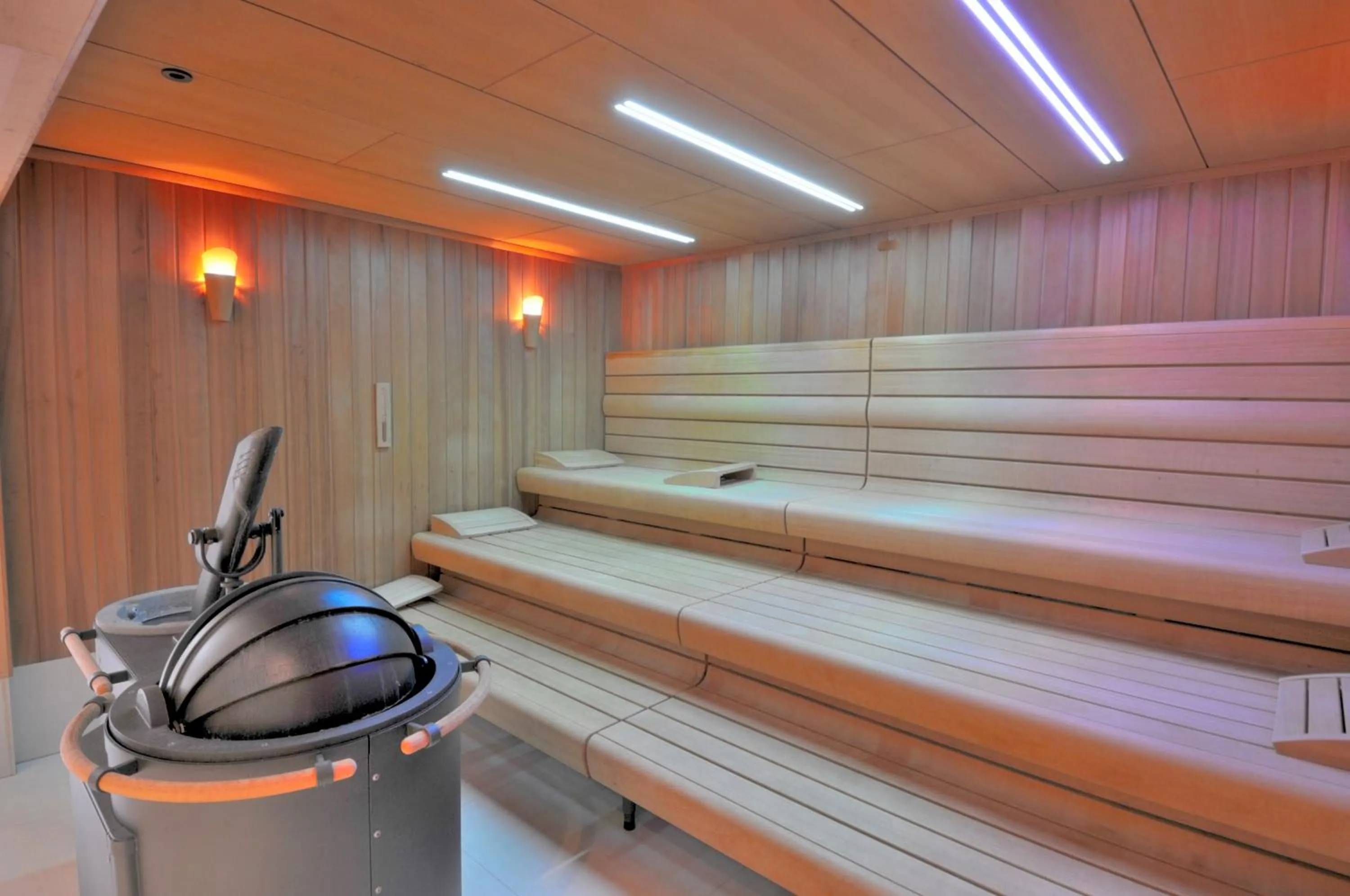 Spa and wellness centre/facilities in Wellness- und Gartenhotel Heusser