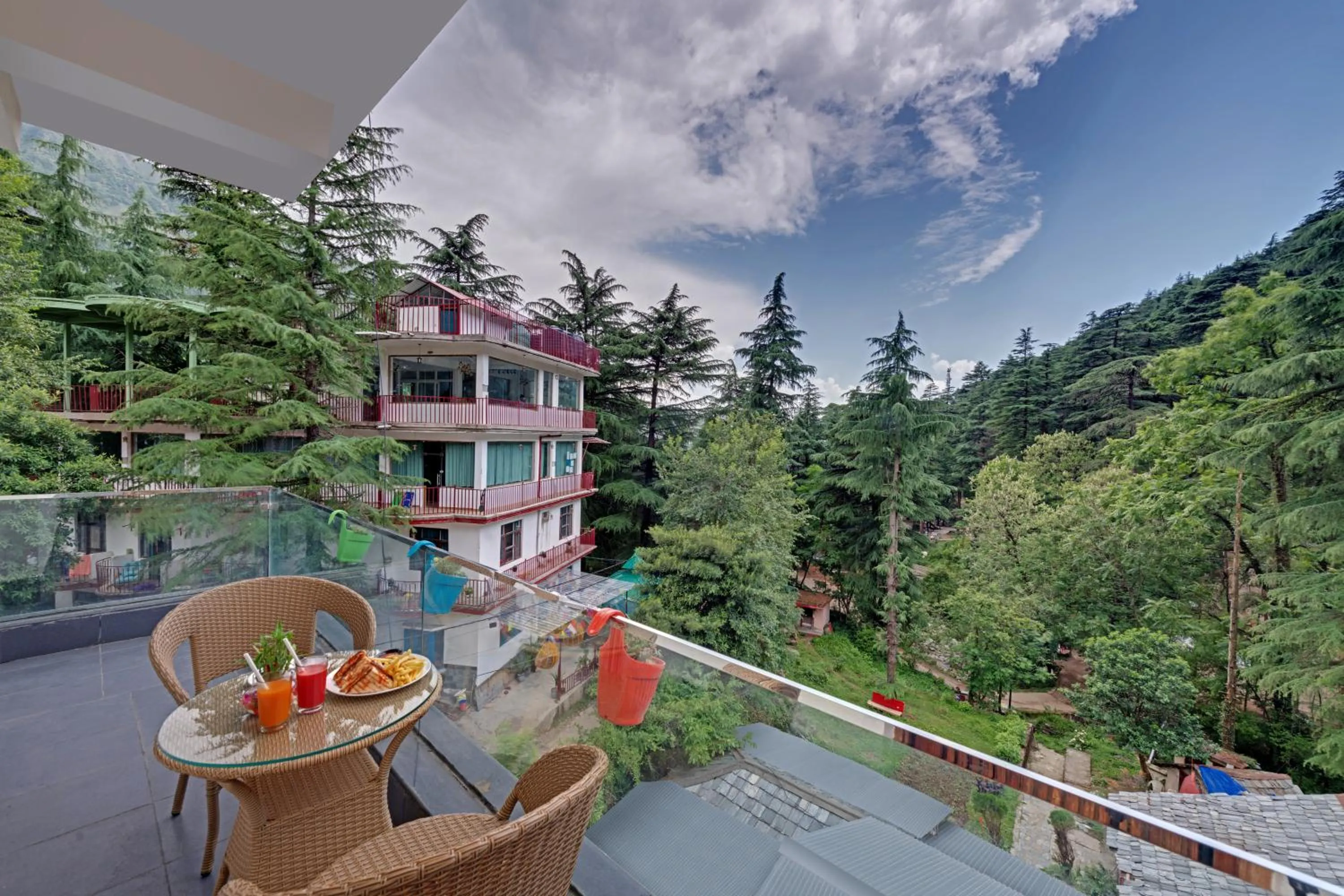 Balcony/Terrace in Golden Rock, Dharamshala - AM Hotel Kollection