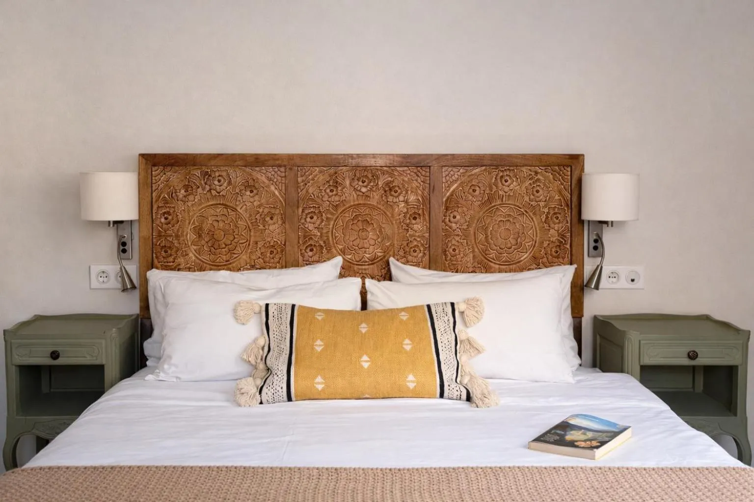 Superior Double Room in Irin Hotel