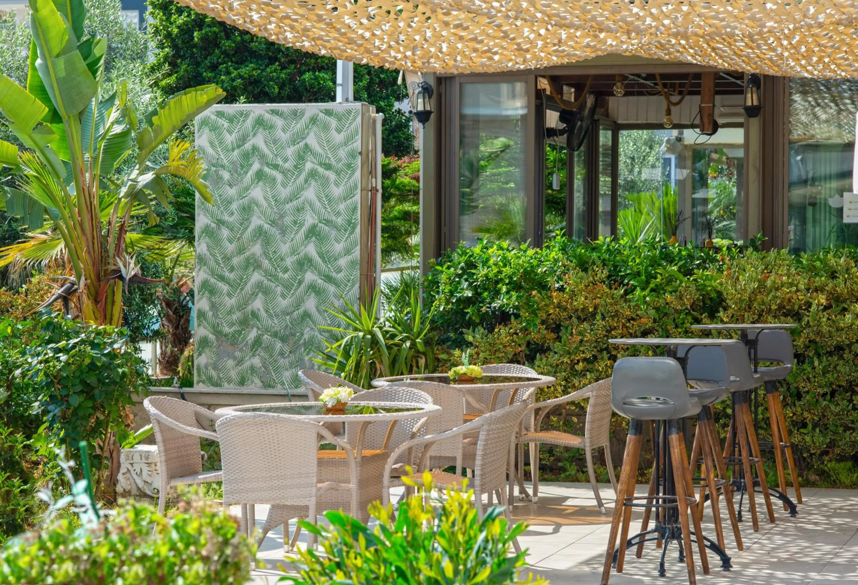 Garden in Citrus Luna Suite Hotel