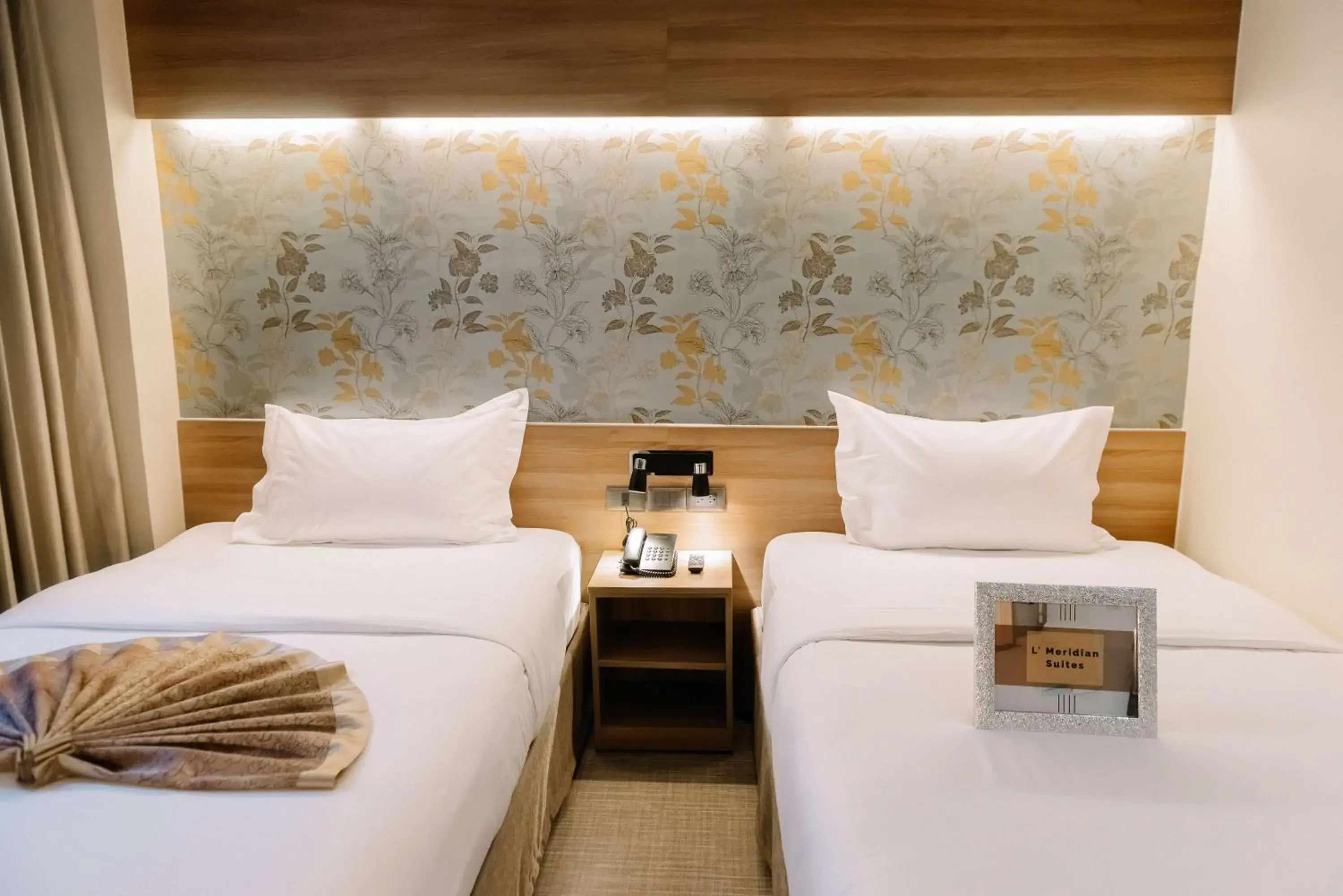 Superior Twin Room in L' Meridian Suites Superior Twin Room in L' Meridian Suites