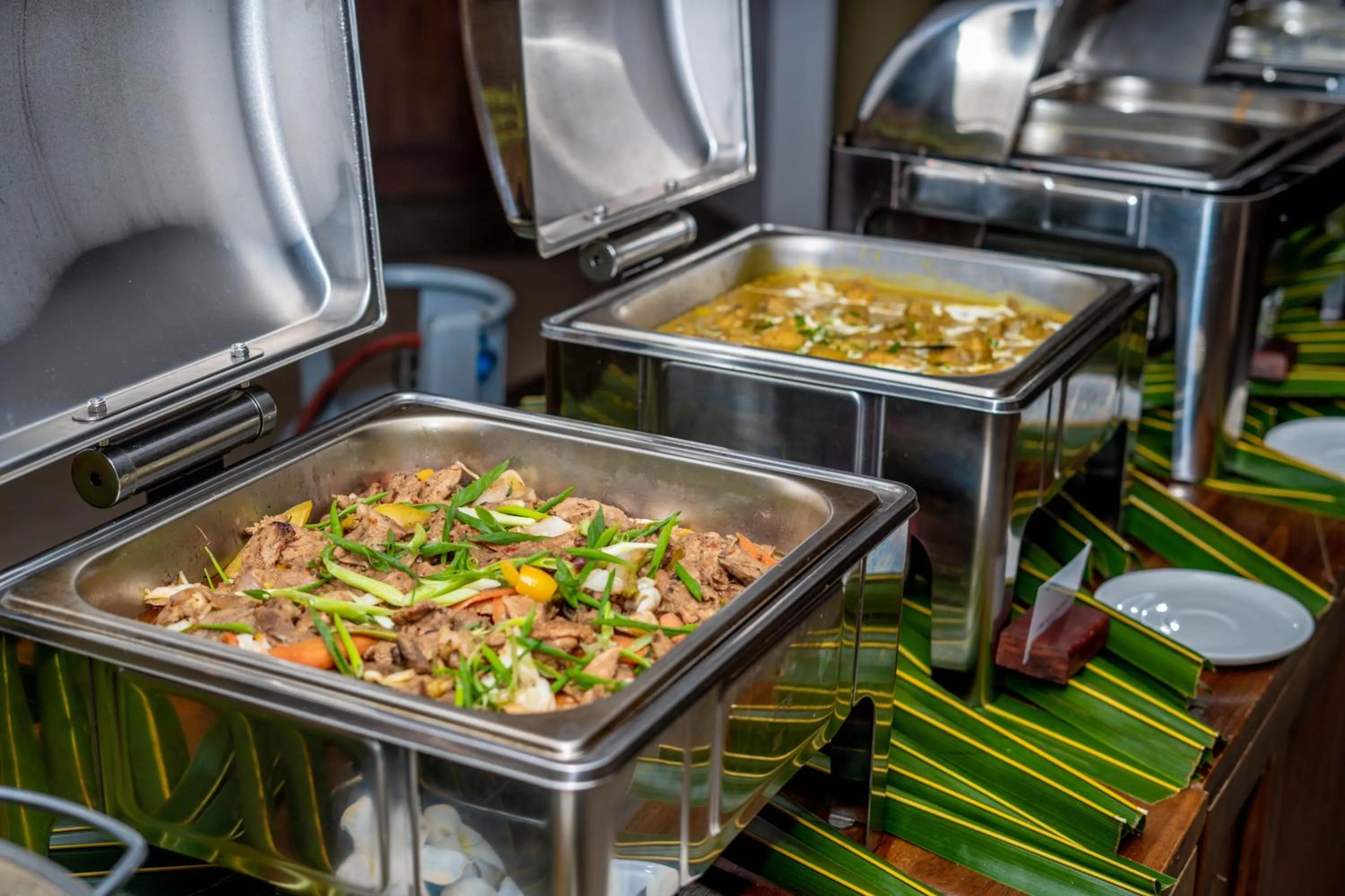 Restaurant/places to eat in Castello Beach Hotel