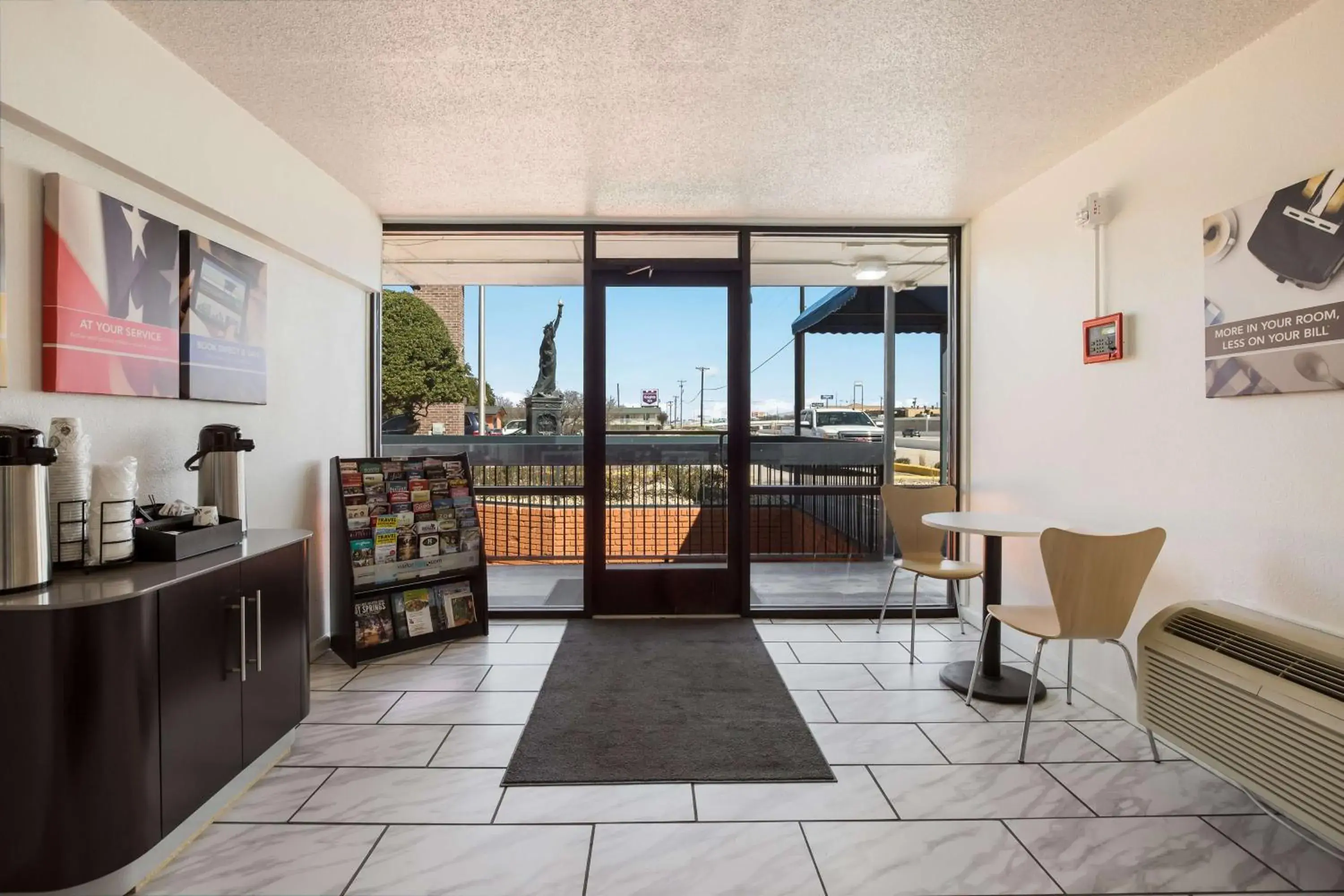 Lobby or reception in Motel 6-Temple, TX Lobby or reception in Motel 6-Temple, TX