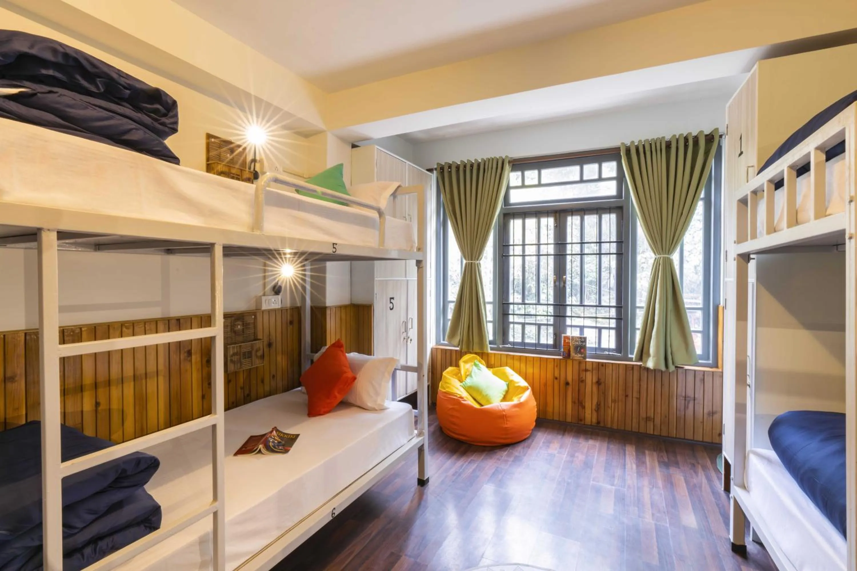 bunk bed, Bed in Zostel Gangtok