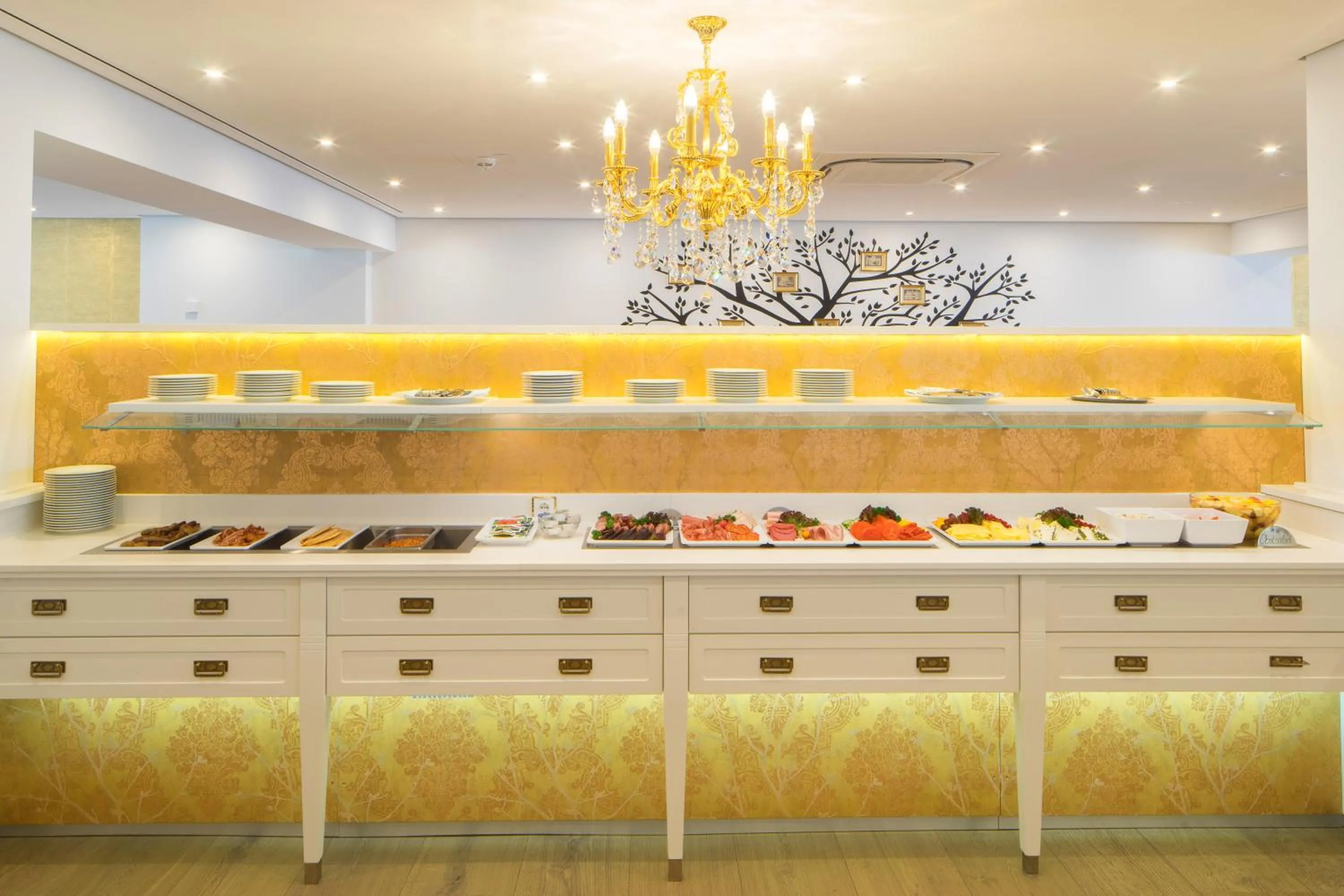 Restaurant/places to eat in Marburger Hof