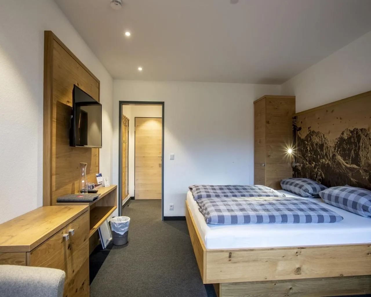 Decorative detail, Bed in Gästehaus Boersch