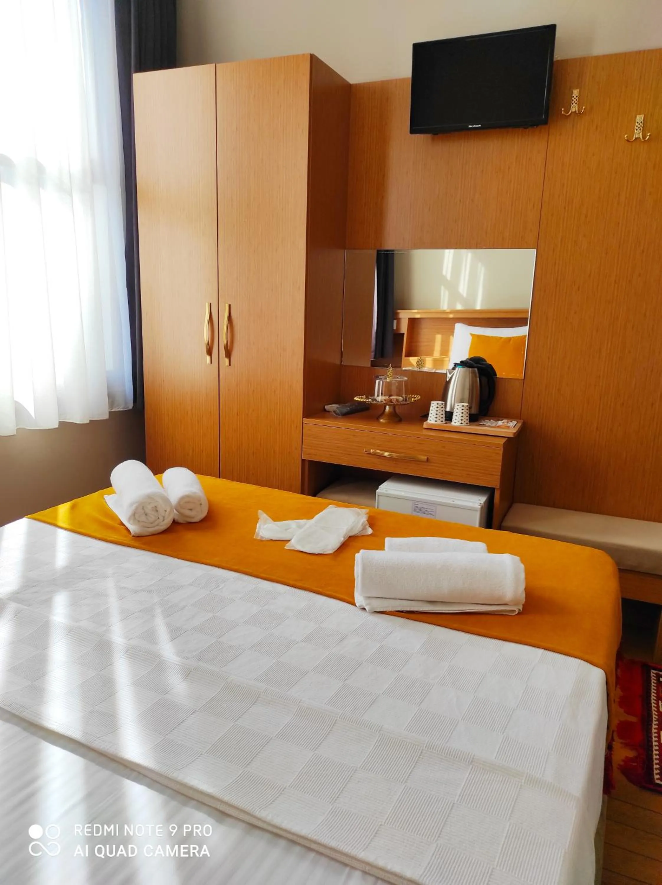 Photo of the whole room, Bed in Lebon Hotel Old City