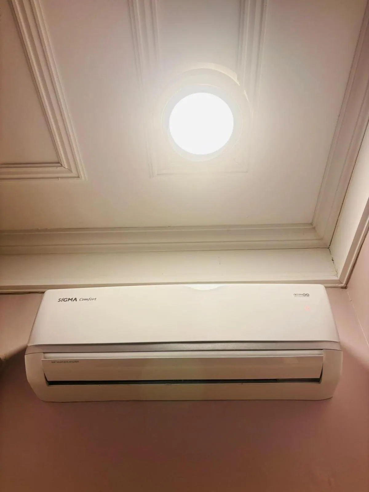 air conditioner in Lebon Hotel Old City