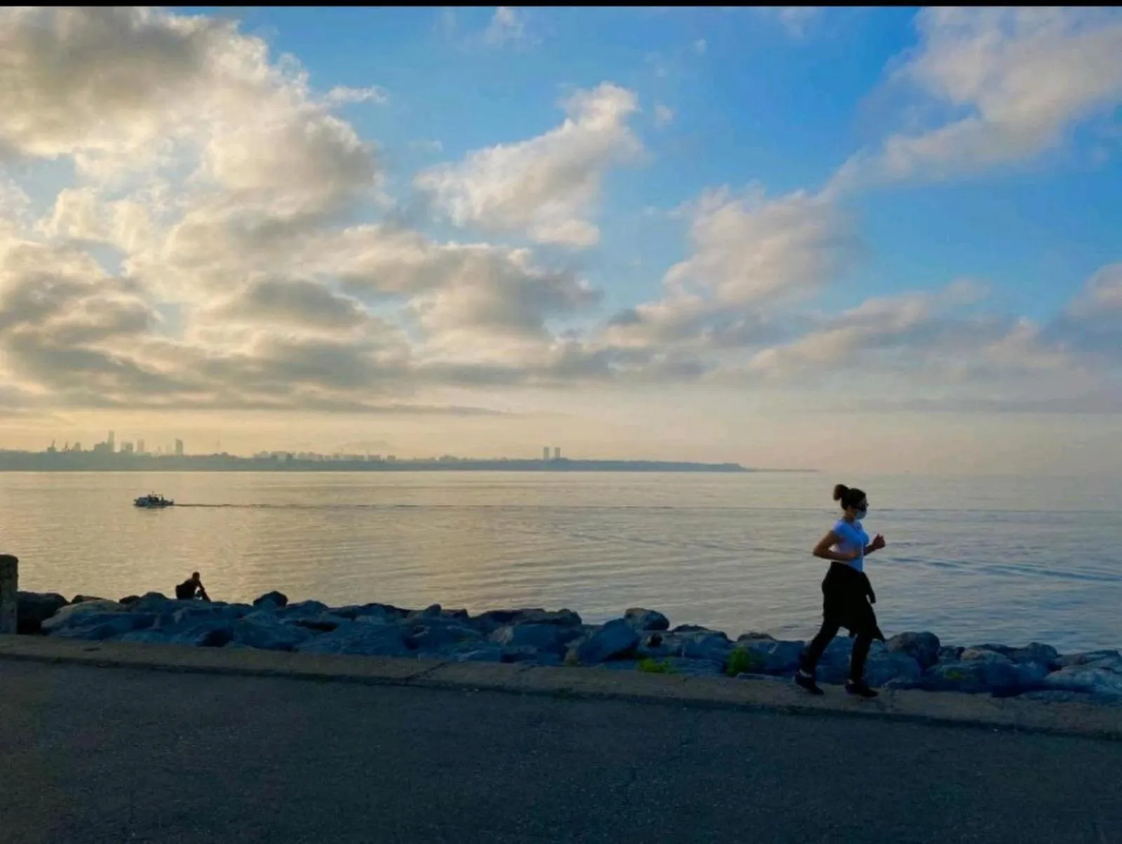 Billiard in Lebon Hotel Old City