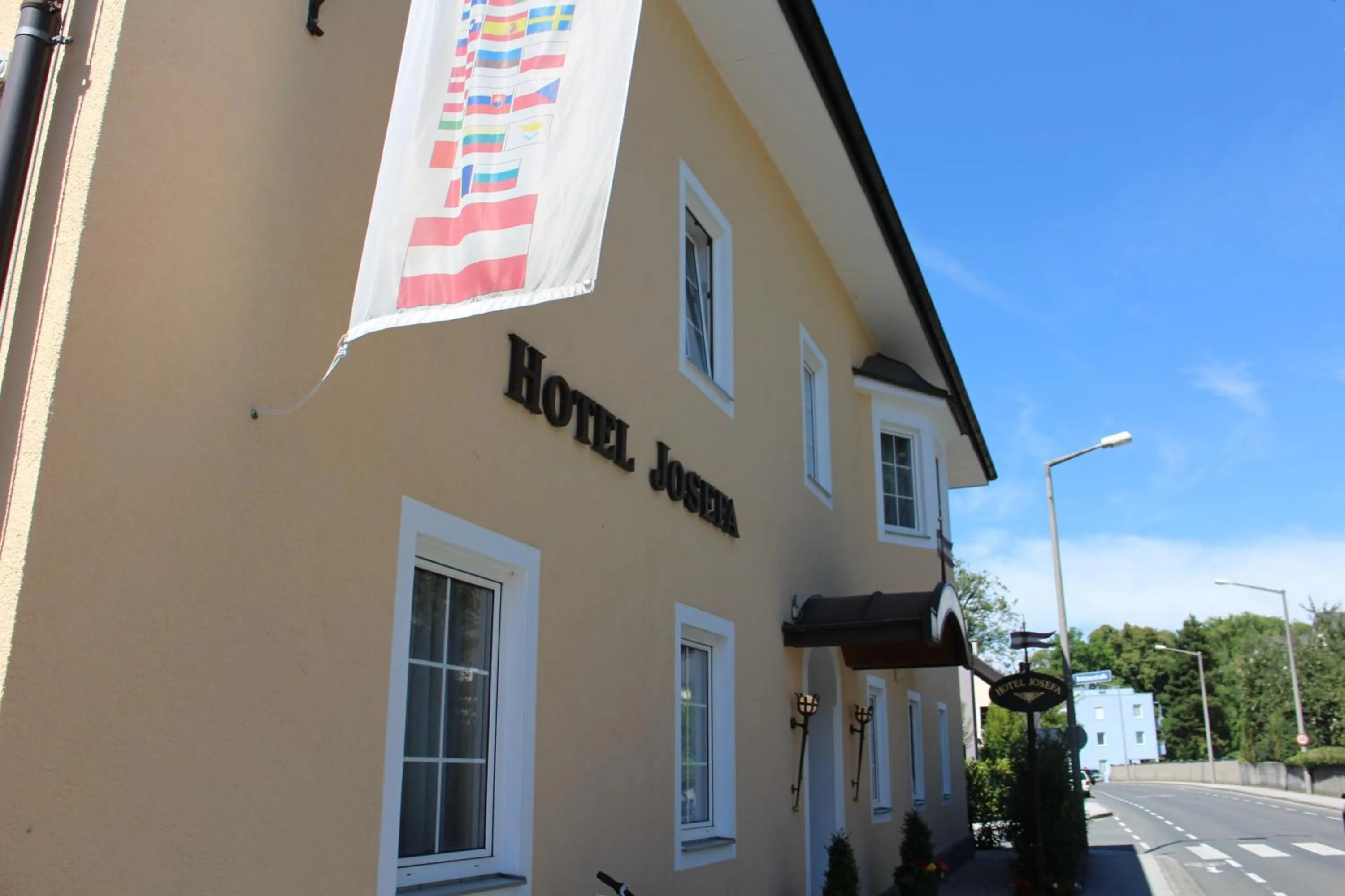 Facade/entrance in Hotel Josefa