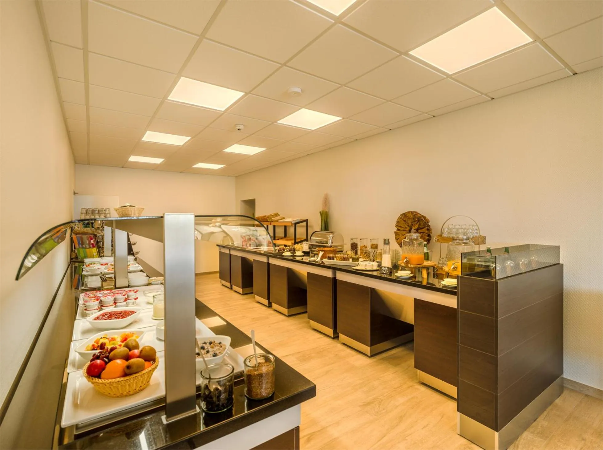 Breakfast in BeachSide