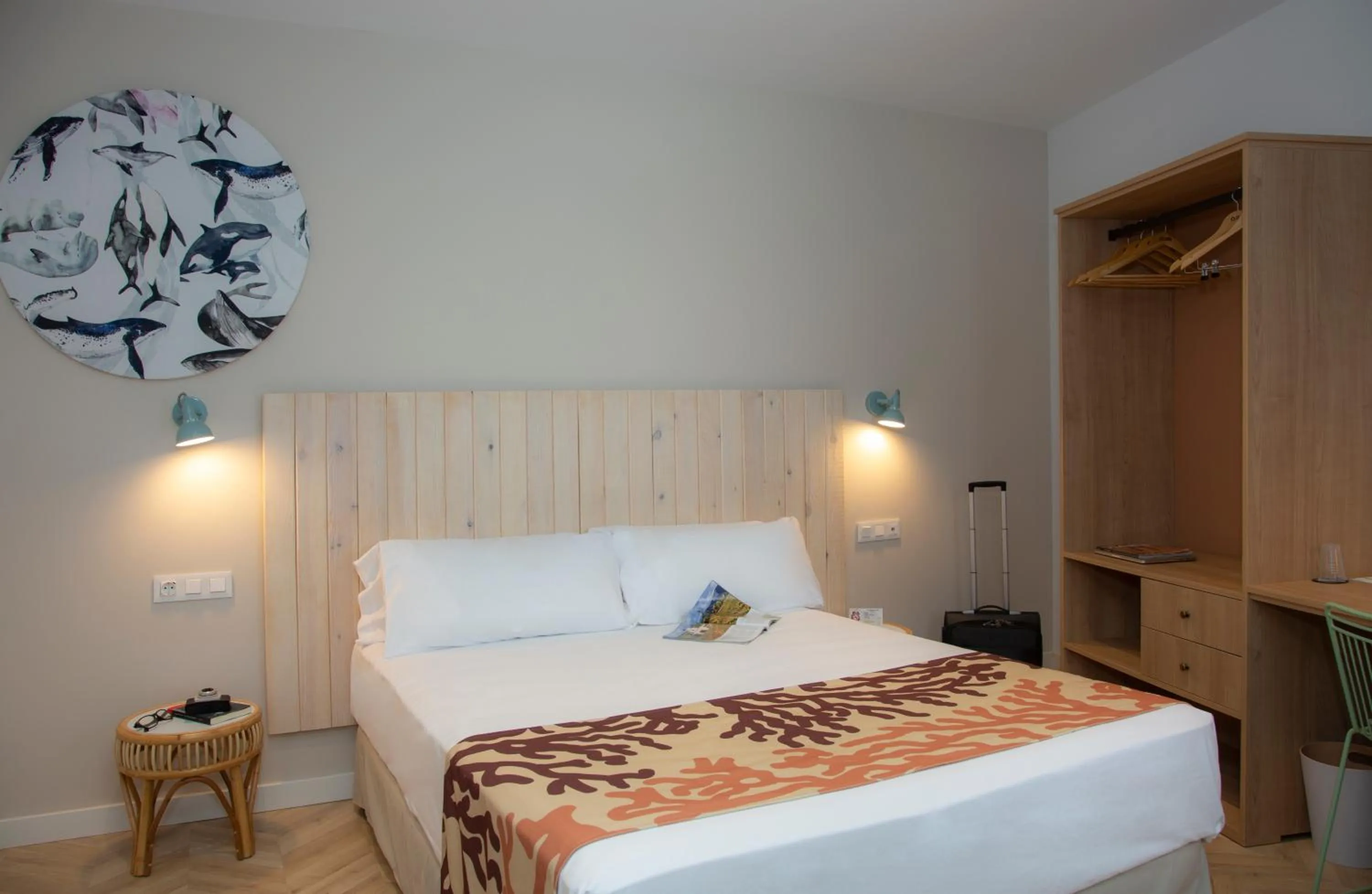 Photo of the whole room, Bed in Casual con Duende Cadiz