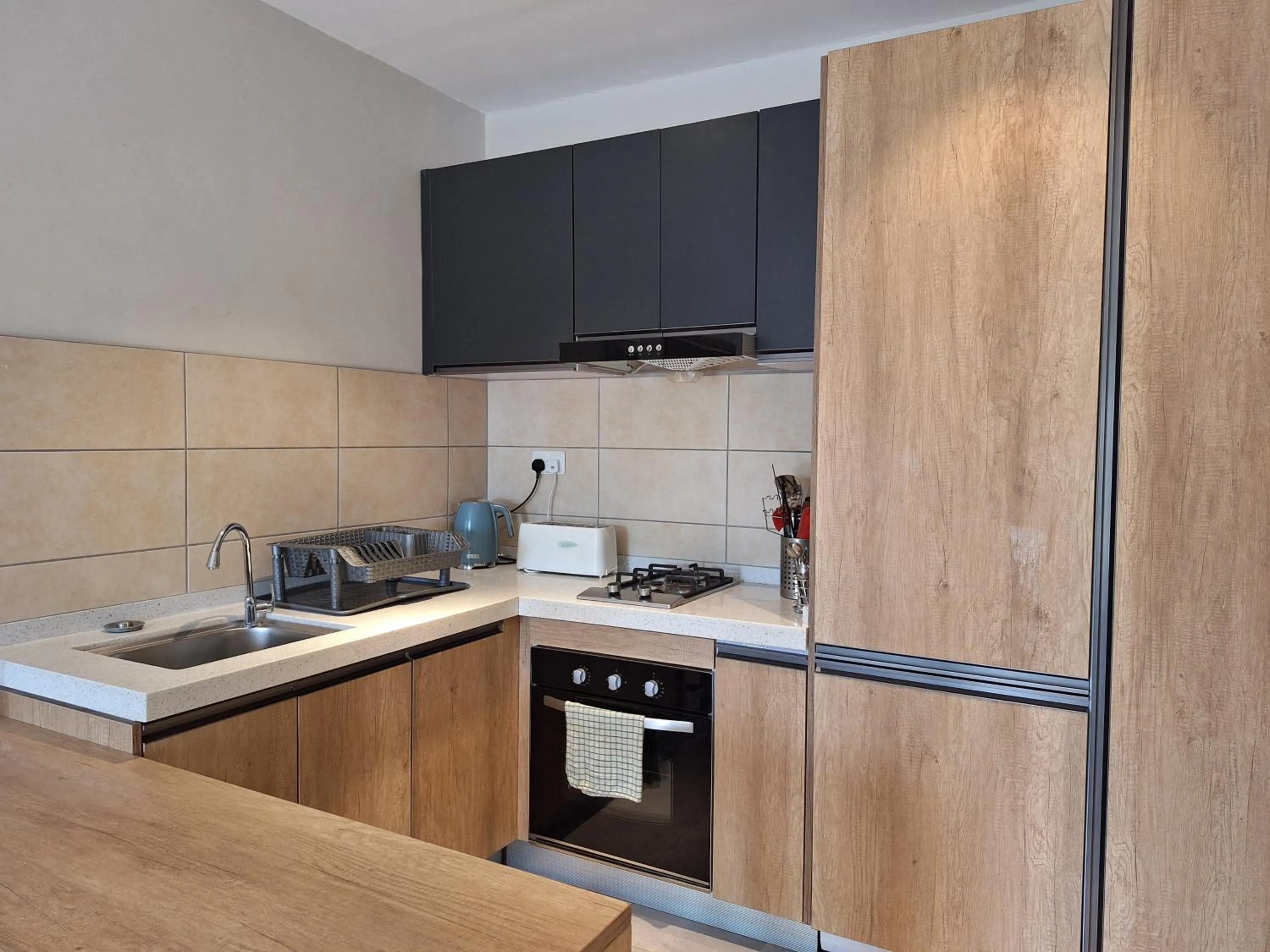 microwave in Forest View Apartments