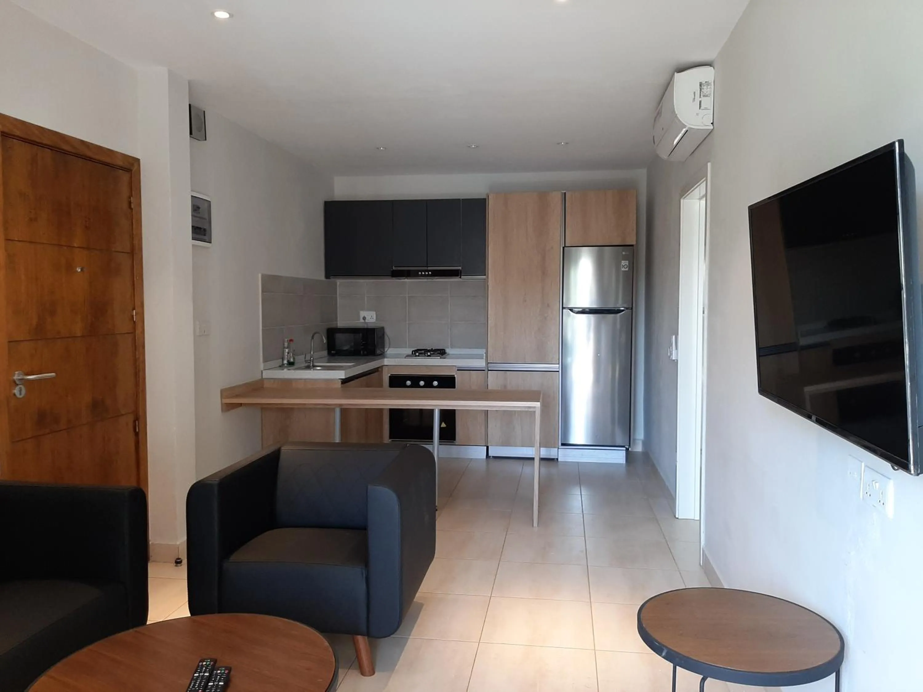 Kitchen or kitchenette in Forest View Apartments