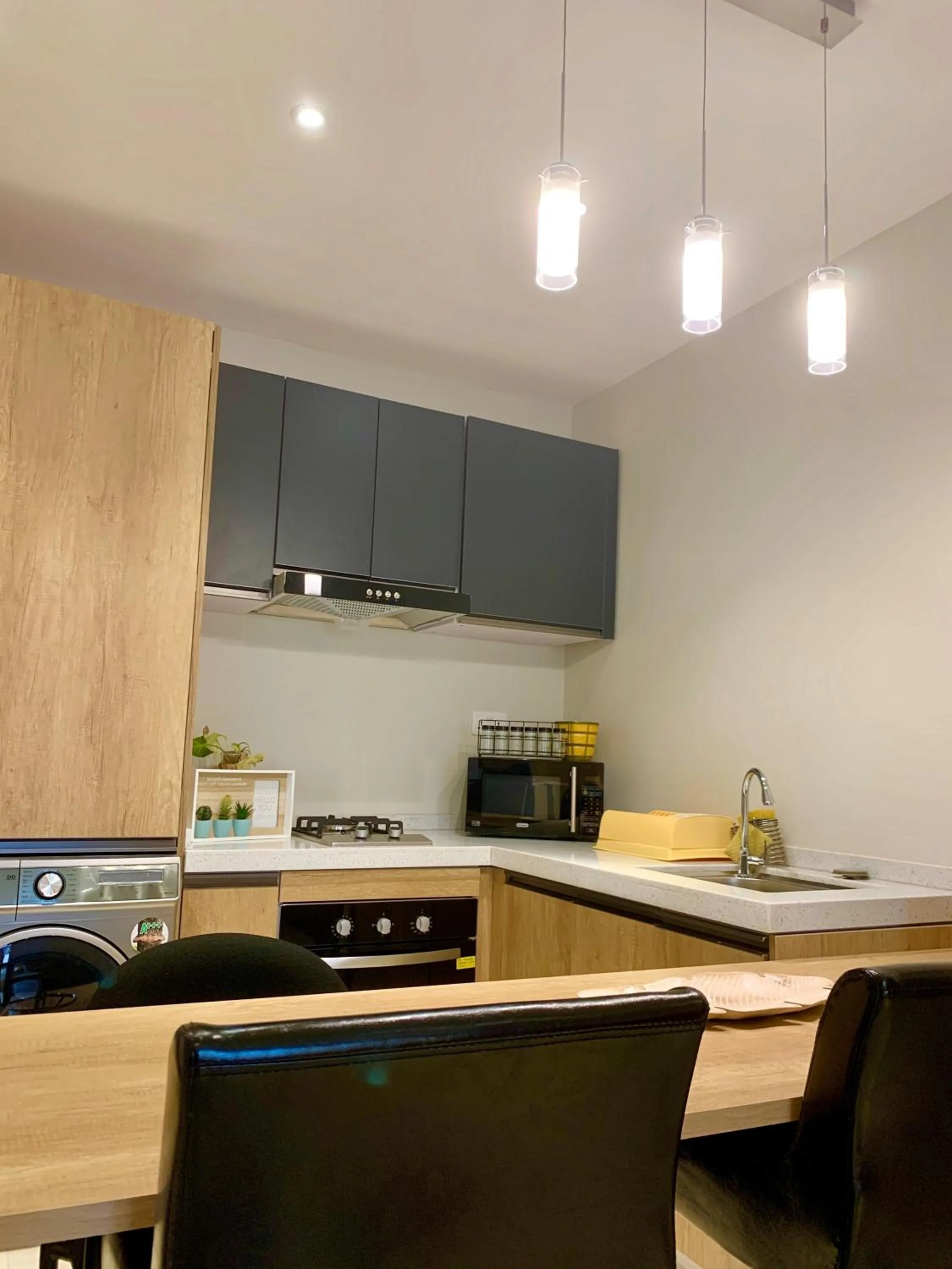 Kitchen or kitchenette in Forest View Apartments