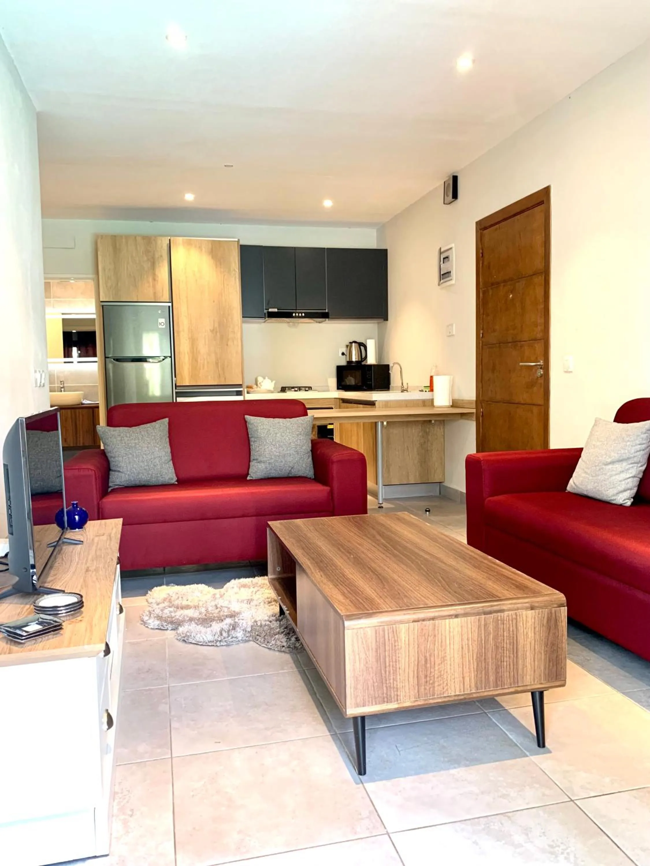 Kitchen or kitchenette in Forest View Apartments