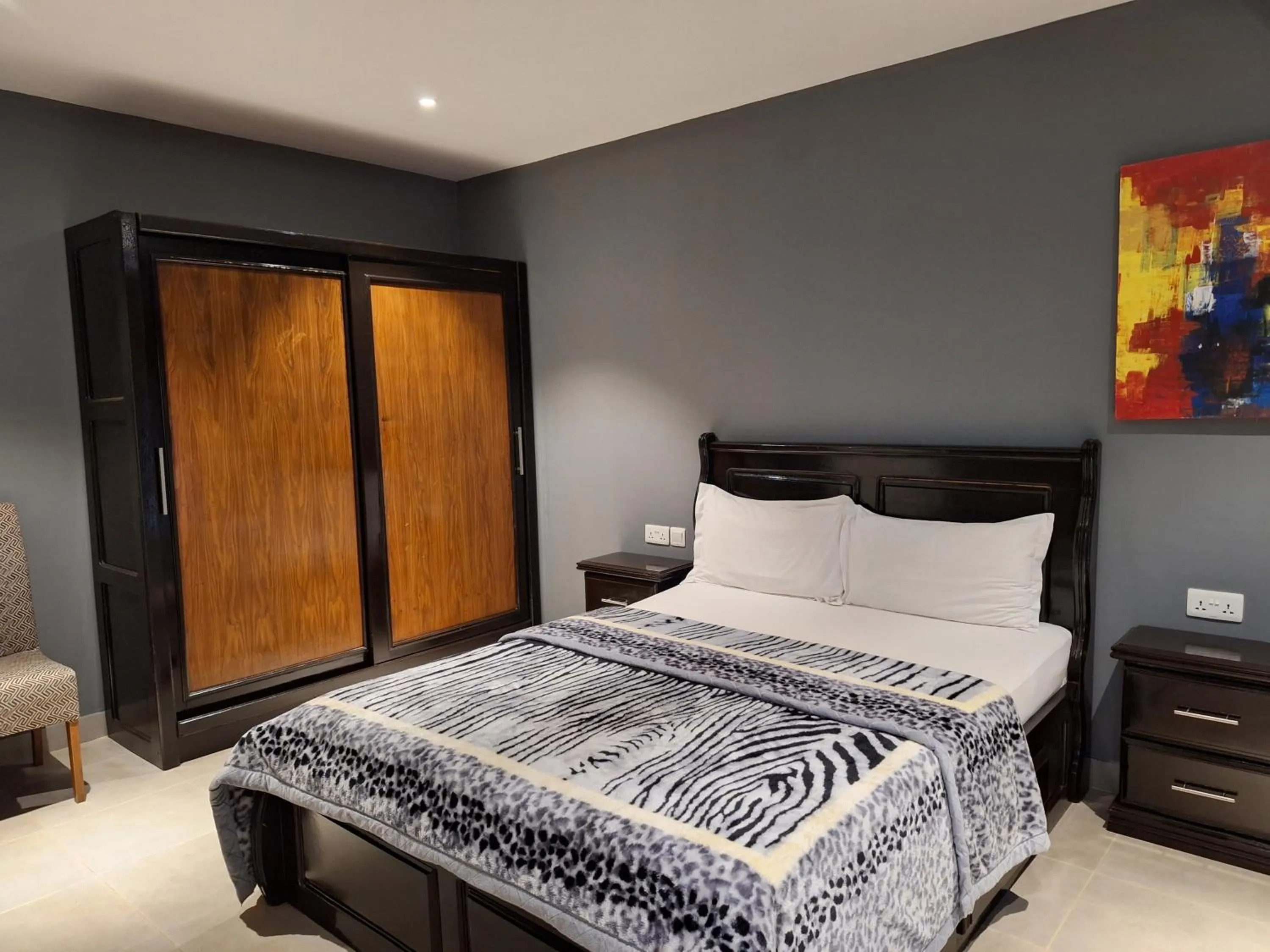 Bed in Forest View Apartments