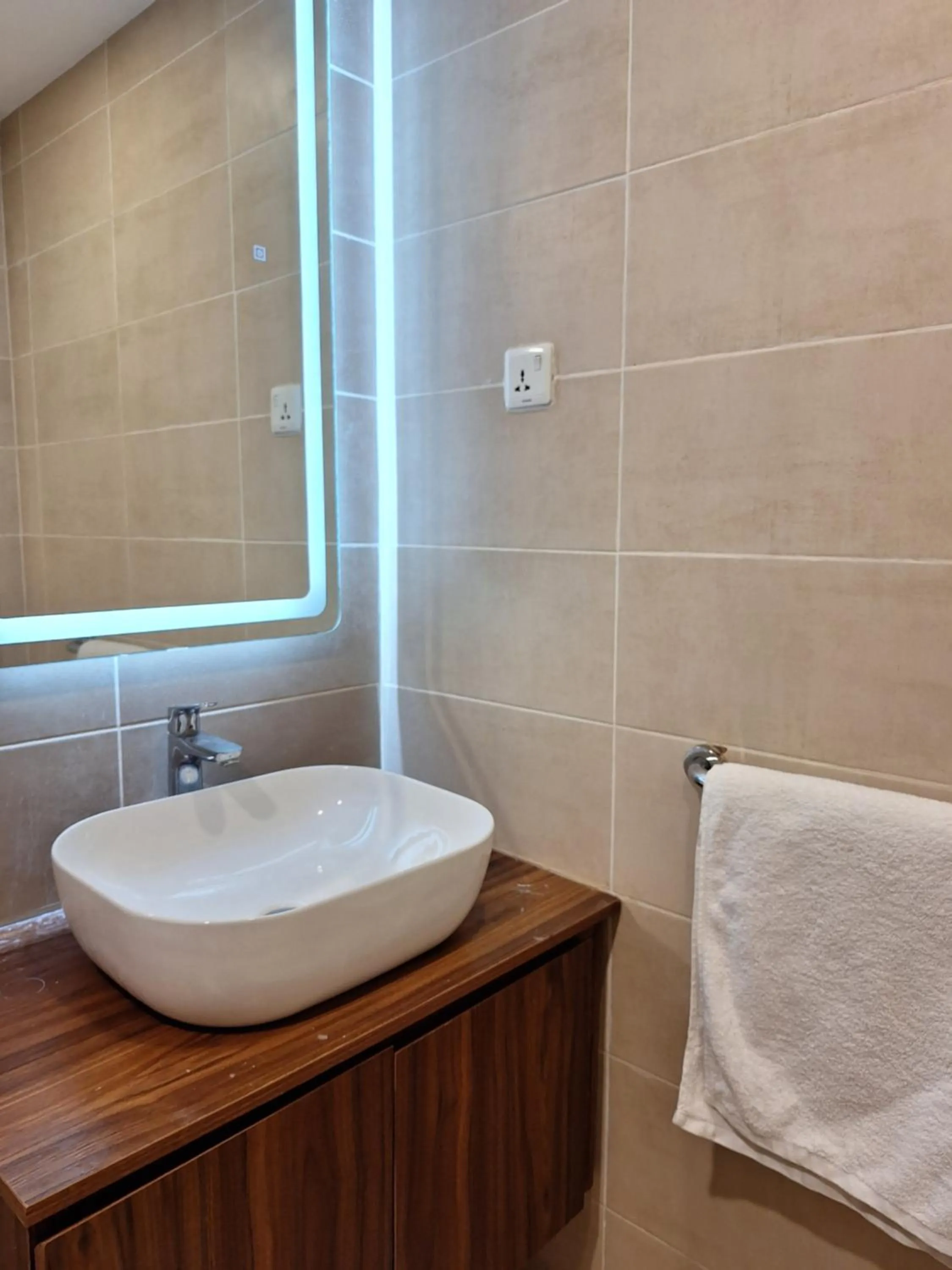 Bathroom in Forest View Apartments