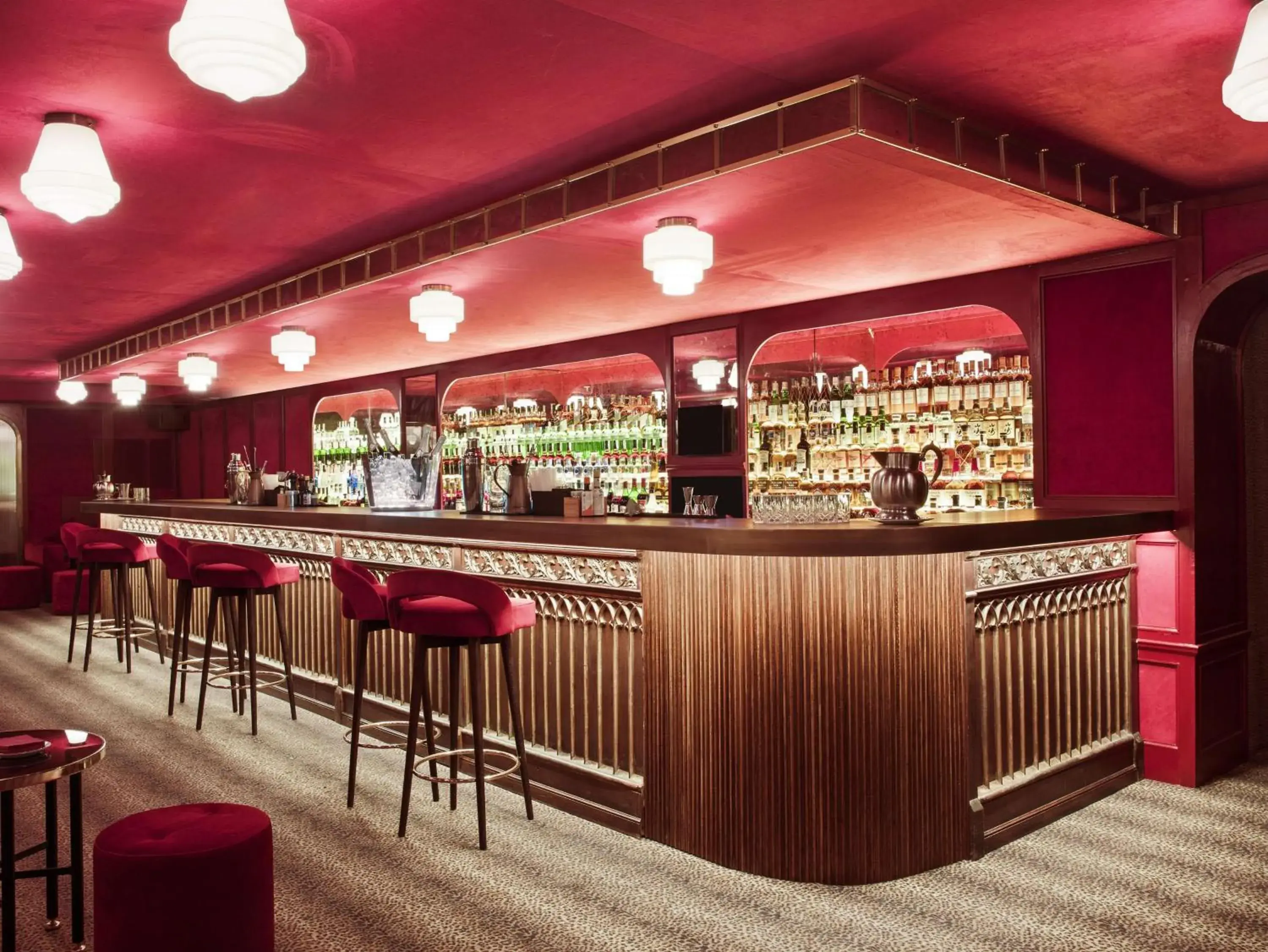 Lounge or bar in NH Collection Madrid Suecia Lounge or bar in NH Collection Madrid Suecia