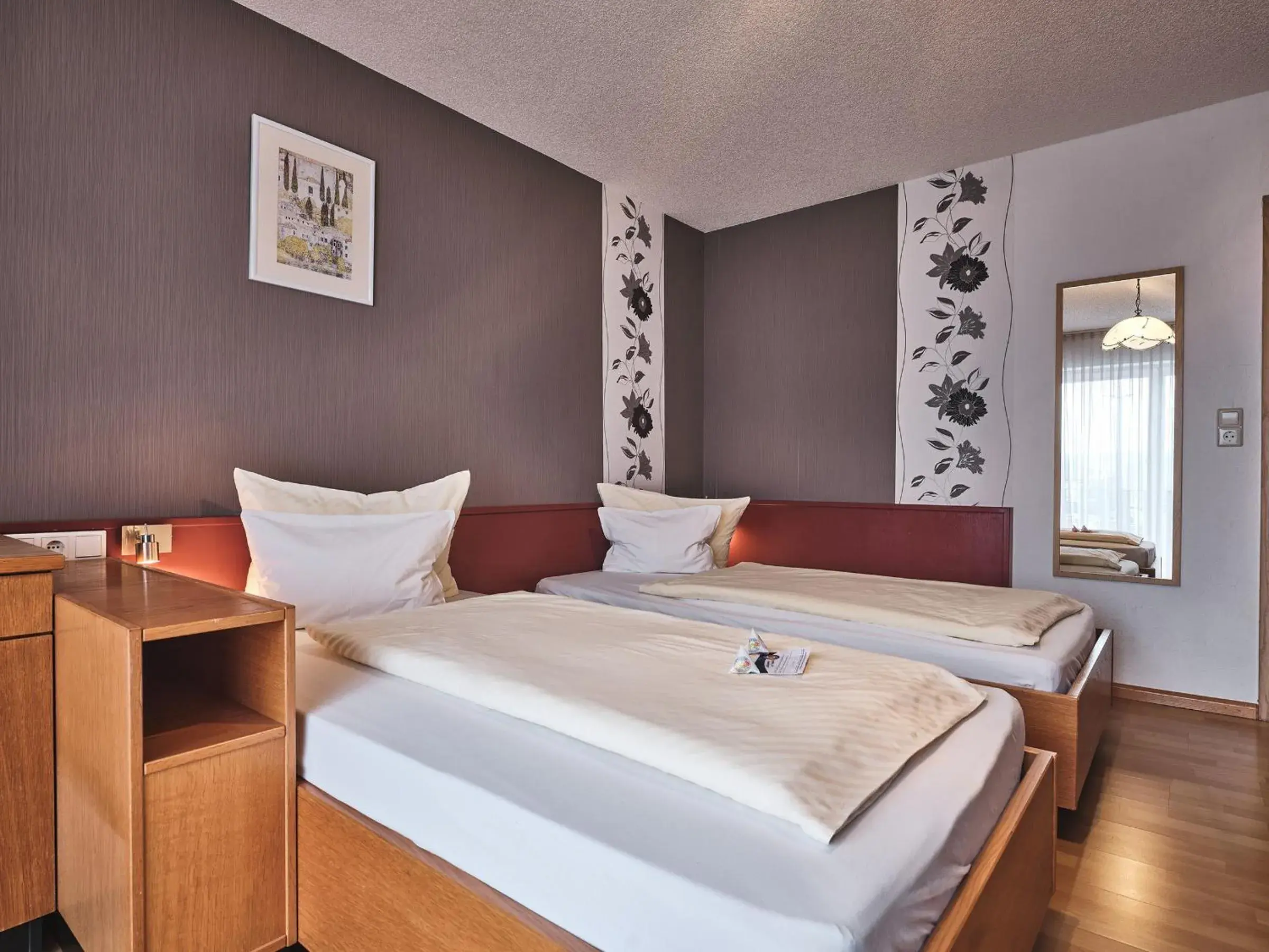 Business Twin Room - single occupancy in TIPTOP Hotel am Hochrhein Business Twin Room - single occupancy in TIPTOP Hotel am Hochrhein