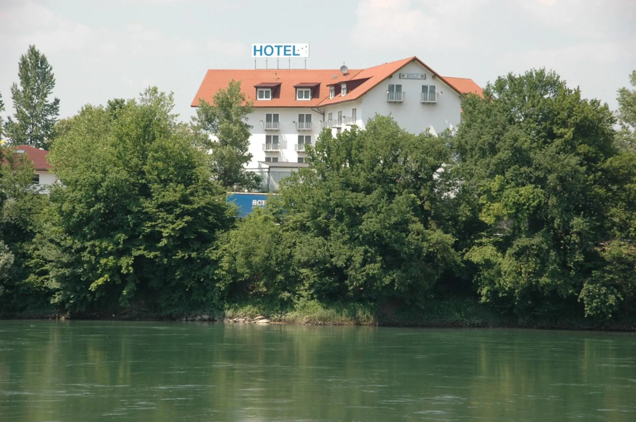 Area and facilities in TIPTOP Hotel am Hochrhein