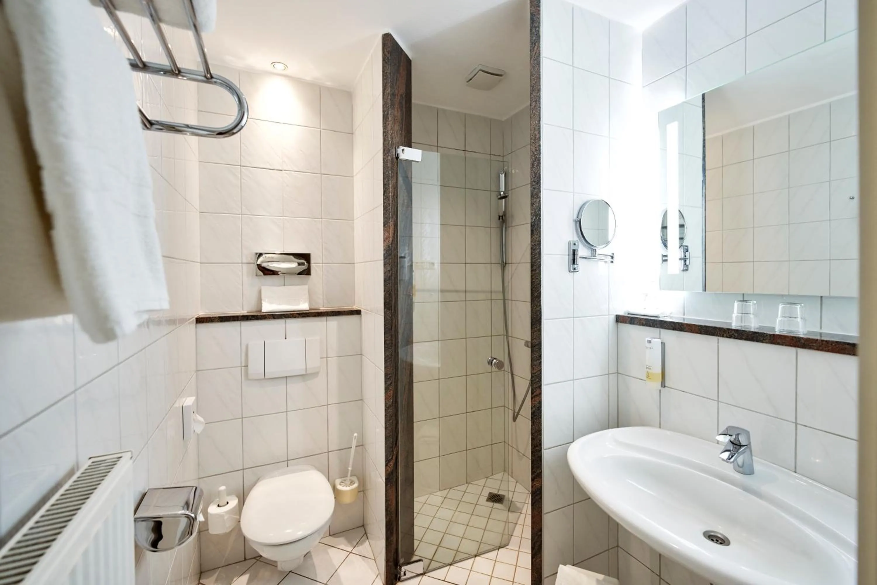 Bathroom in Ringhotel Gardels