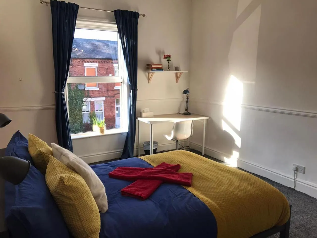 Bed in Liverpool City Stays - Economy Room Close to city centre GG