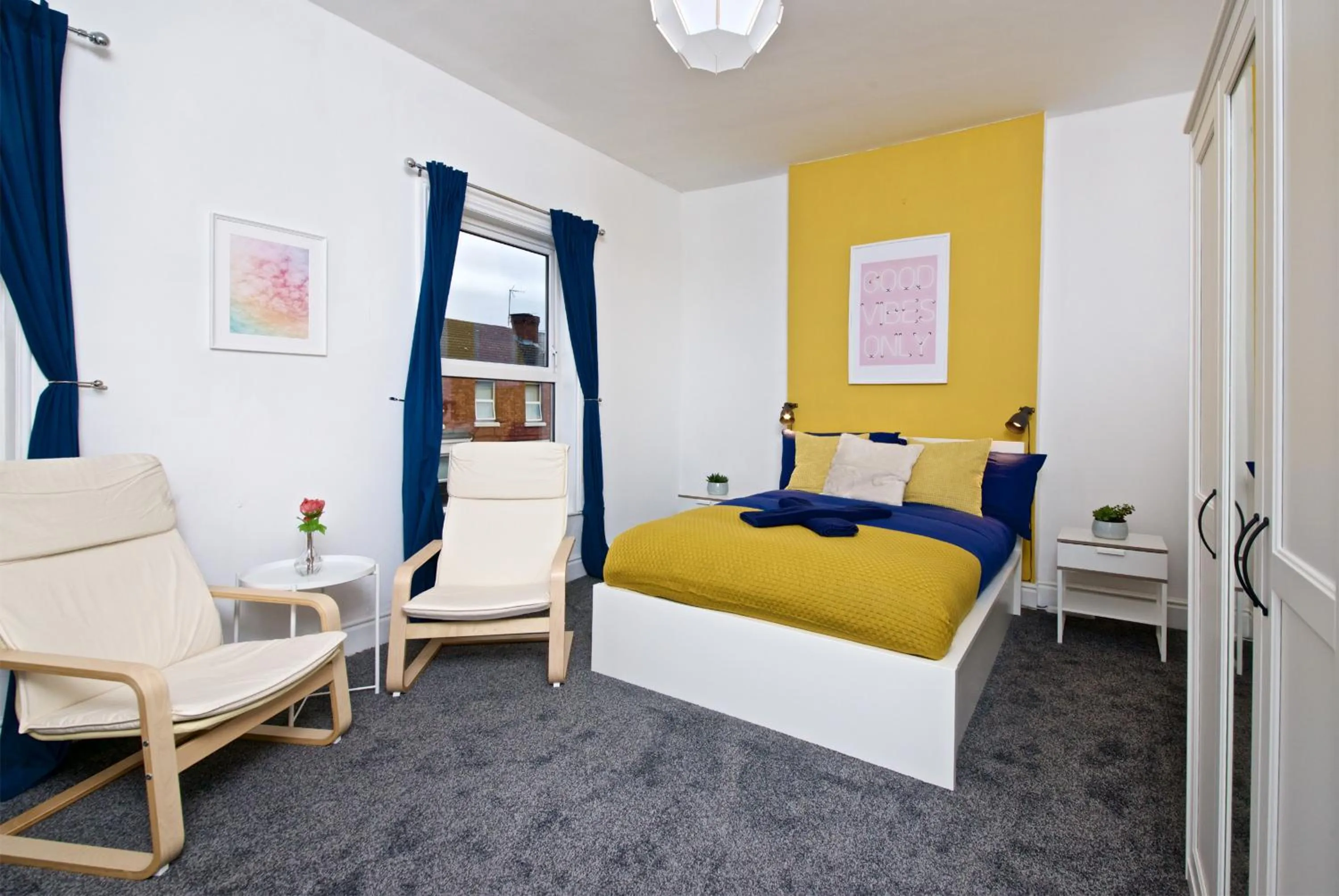 Bedroom, Bed in Liverpool City Stays - Economy Room Close to city centre GG