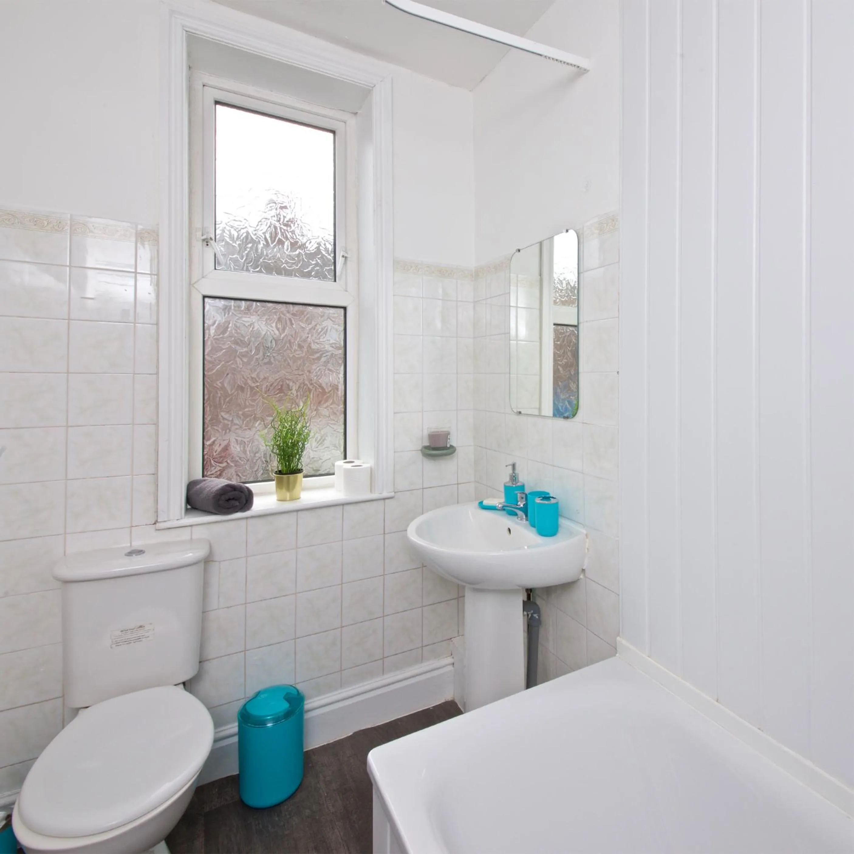 Bathroom in Liverpool City Stays - Economy Room Close to city centre GG